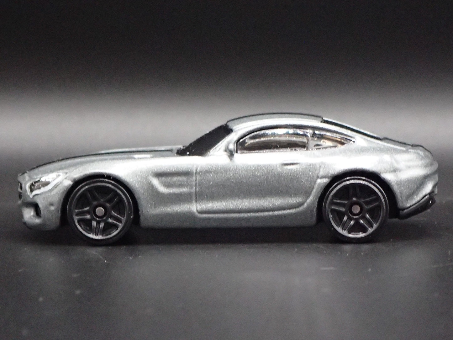 2015-2021 MERCEDES-BENZ AMG GT GRAY 1:64 SCALE COLLECTIBLE DIECAST MODEL CAR