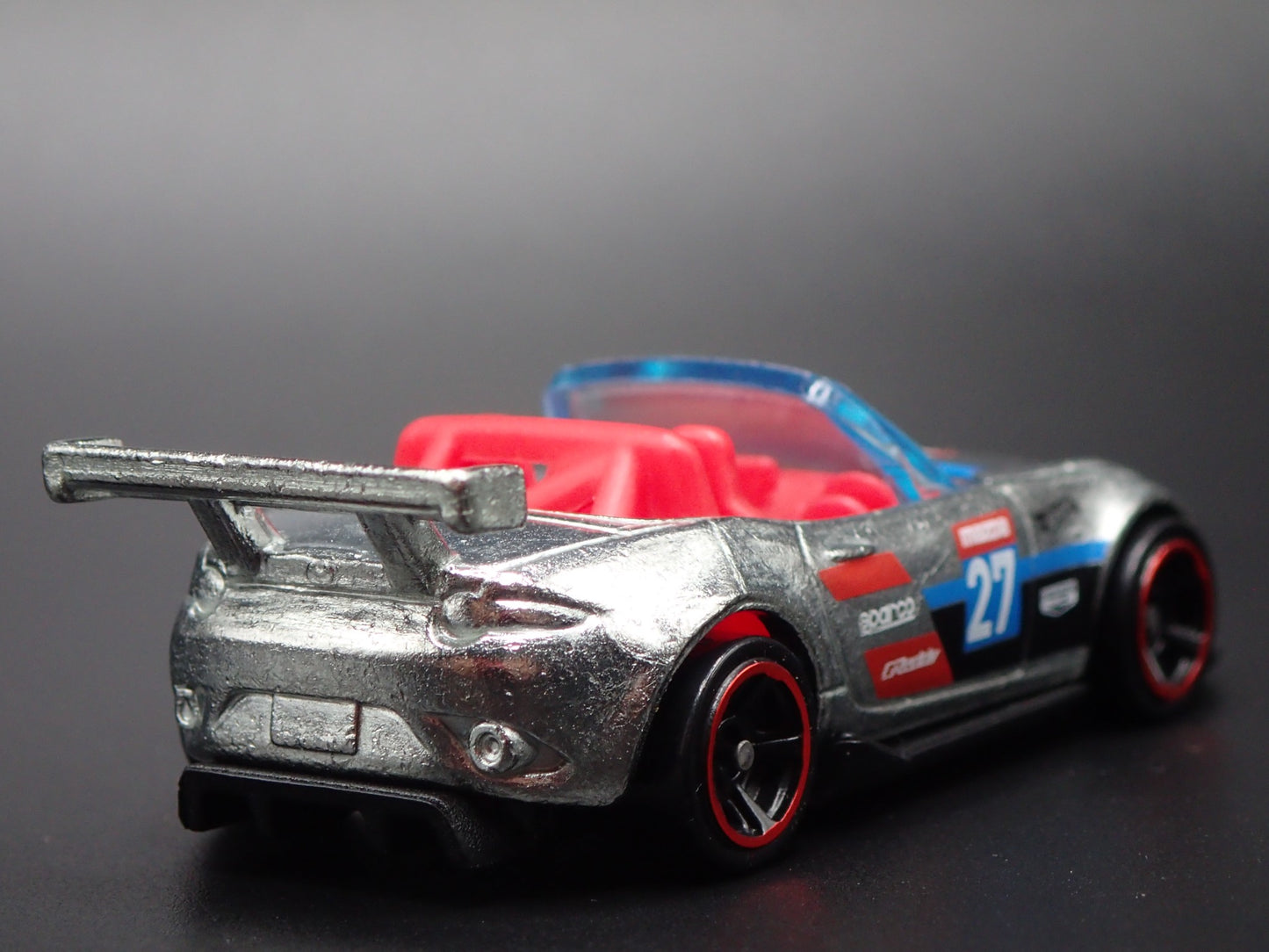 2015-2025 MAZDA MX5 MIATA CONVERTIBLE ND 1:64 SCALE DIORAMA DIECAST MODEL CAR