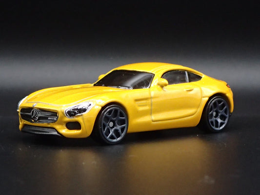 2015-2021 MERCEDES-BENZ AMG GT YELLOW 1:64 SCALE COLLECTIBLE DIECAST MODEL CAR