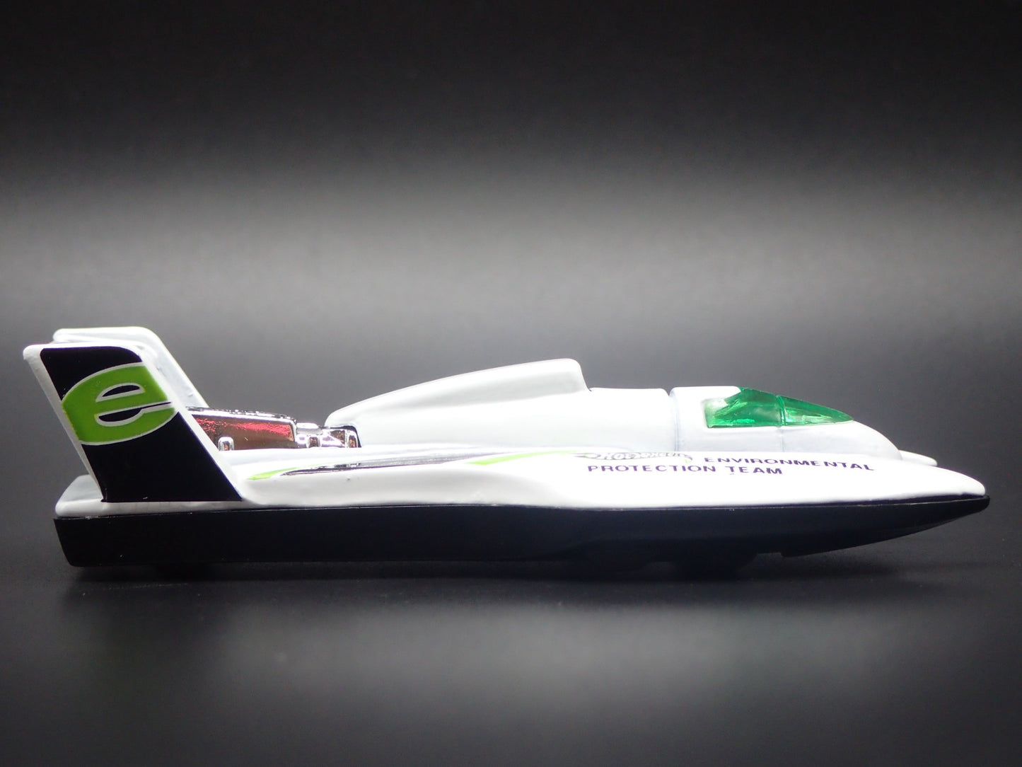 HYDROPLANE RACE BOAT HOT WHEELS ORGINALS 1:64 SCALE DIORAMA DIECAST MODEL CAR