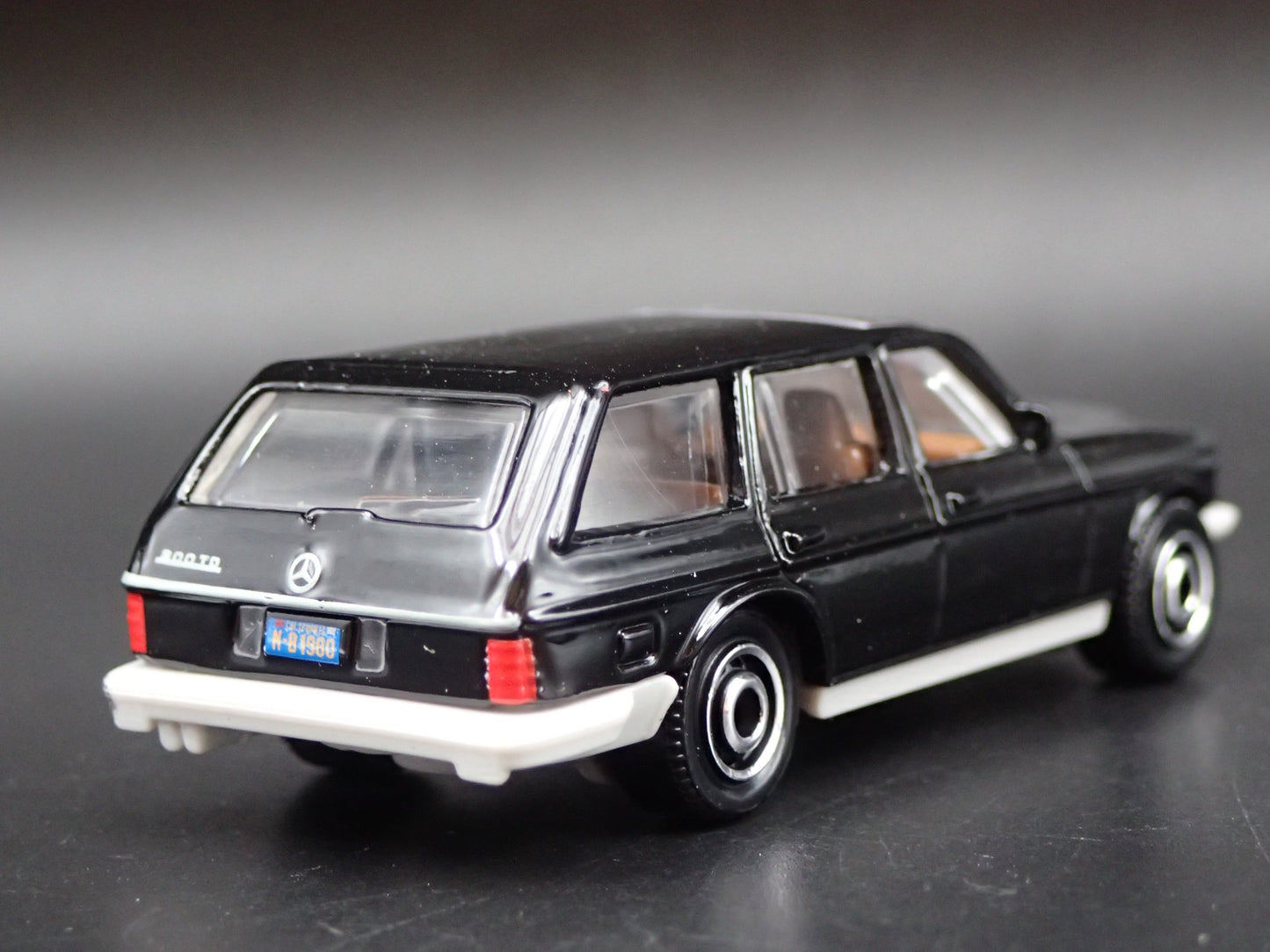 1978-1986 MERCEDES BENZ W123 STATION WAGON BLACK 1:64 SCALE DIECAST MODEL CAR