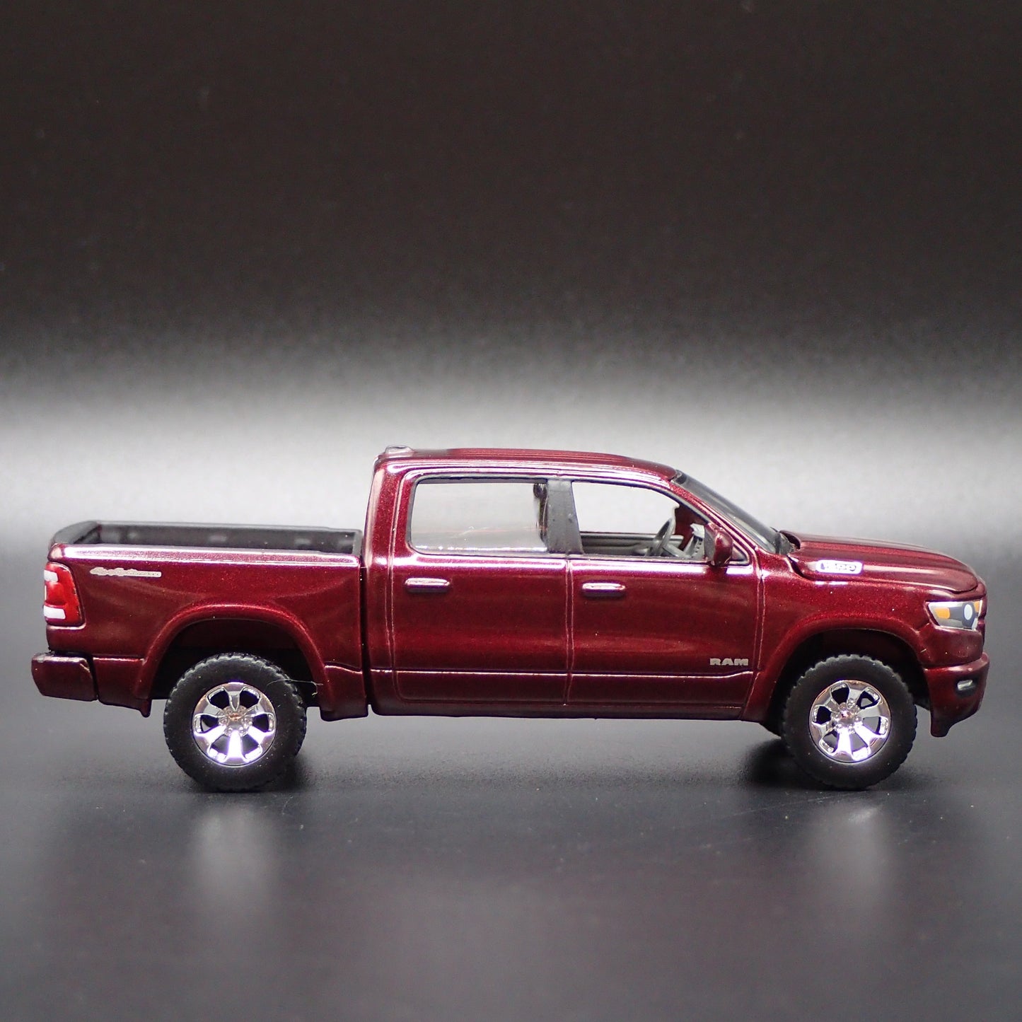 2019-2026 RAM 1500 BIG HORN SPORT PICKUP TRUCK RARE 1/64 SCALE DIECAST MODEL CAR