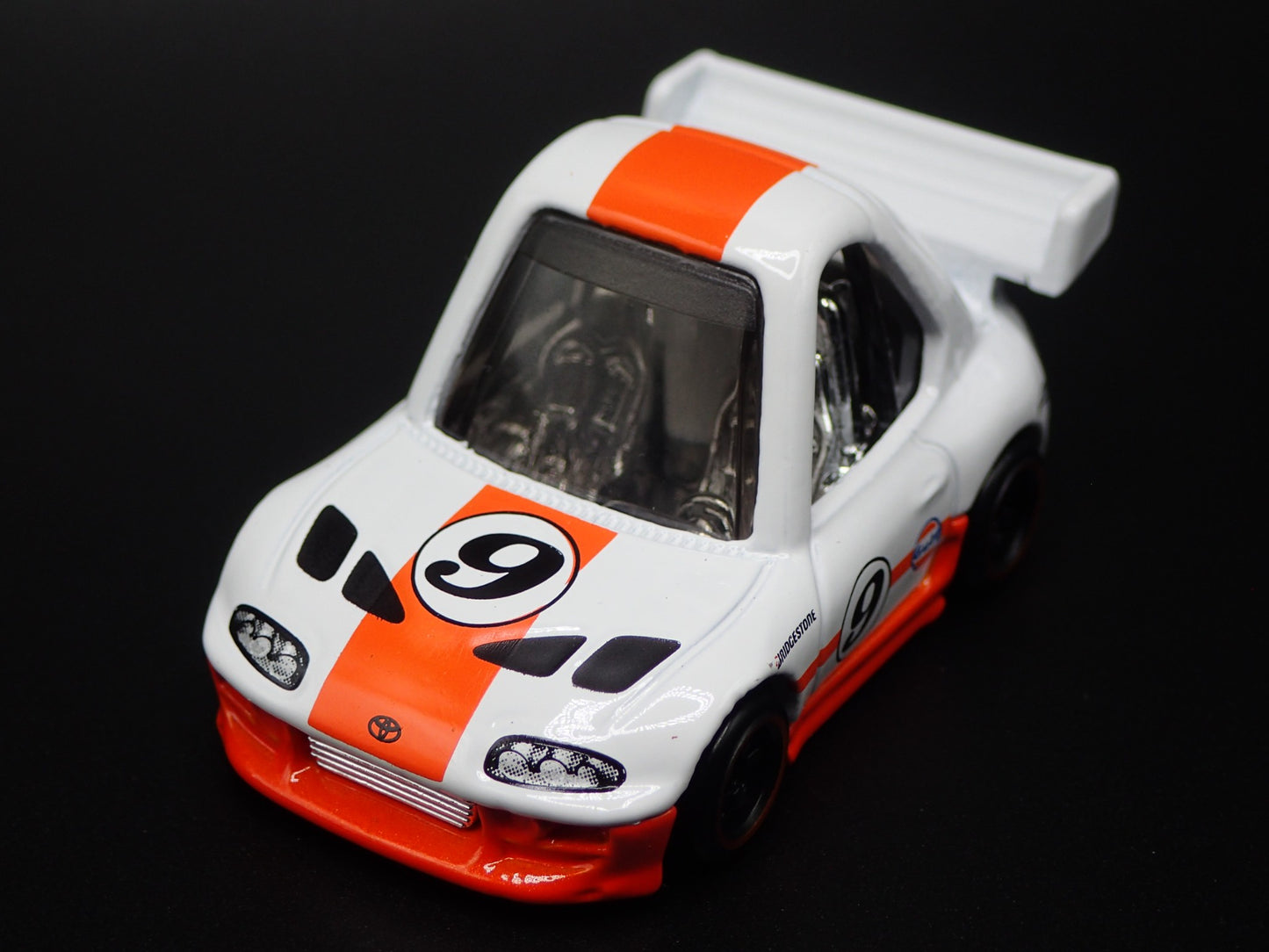 1993 - 2002 TOYOTA SUPRA GULF TOONED WHITE 1/64 SCALE DIORAMA DIECAST MODEL CAR