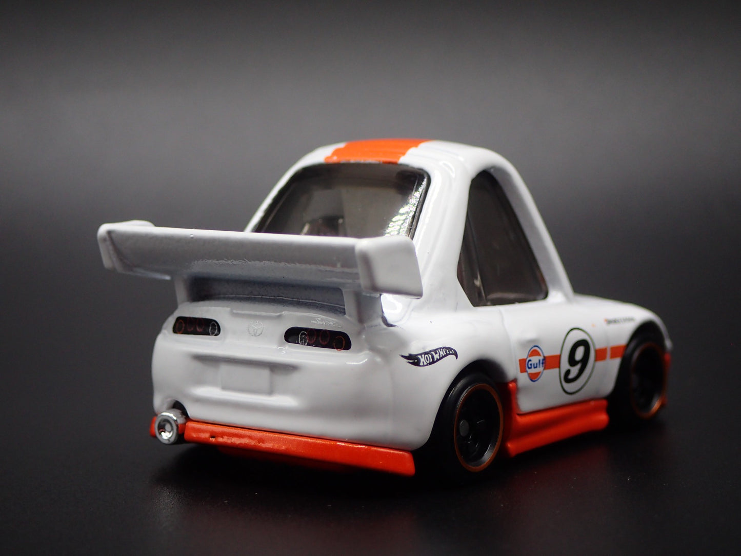 1993 - 2002 TOYOTA SUPRA GULF TOONED WHITE 1/64 SCALE DIORAMA DIECAST MODEL CAR
