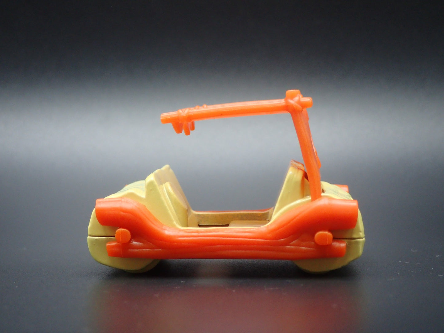 THE FLINTSTONES FLINTMOBILE 1:64 SCALE COLLECTIBLE DIORAMA DIECAST MODEL CAR