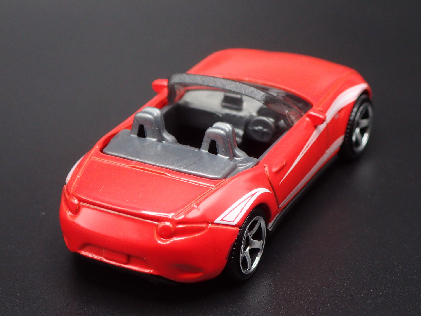 2015-2025 MAZDA MX5 MIATA CONVERTIBLE ND 1:64 SCALE DIORAMA DIECAST MODEL CAR