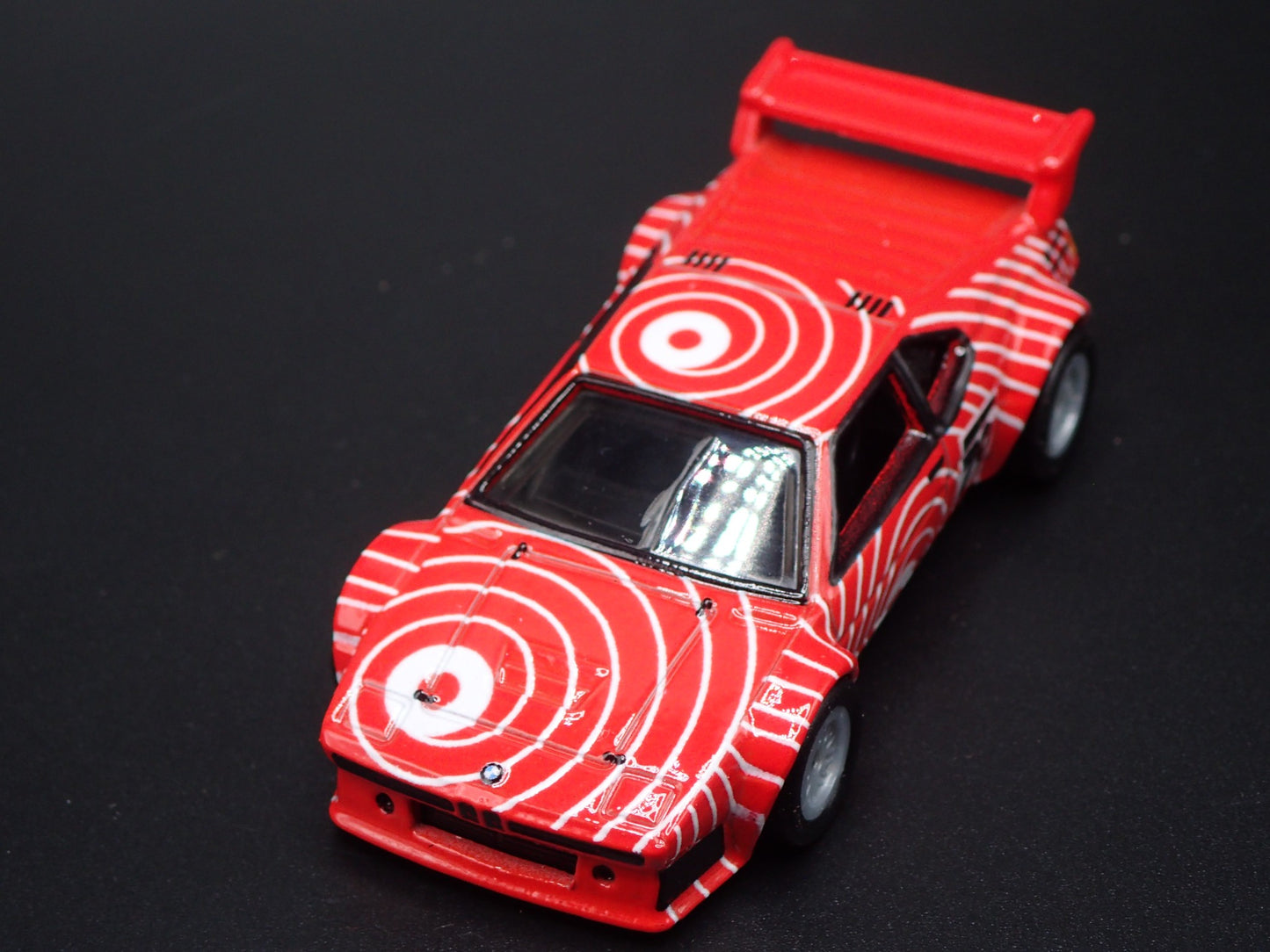 1979-1980 BMW M1 PROCAR RED 1:64 SCALE COLLECTIBLE DIORAMA DIECAST MODEL CAR