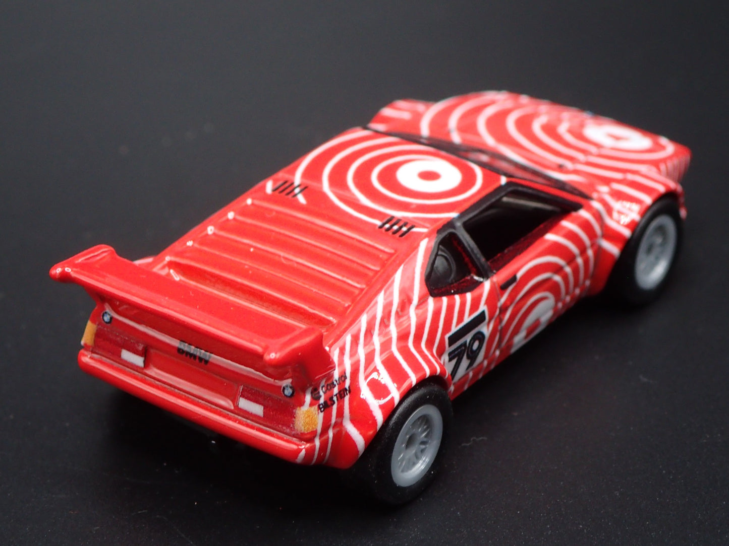 1979-1980 BMW M1 PROCAR RED 1:64 SCALE COLLECTIBLE DIORAMA DIECAST MODEL CAR