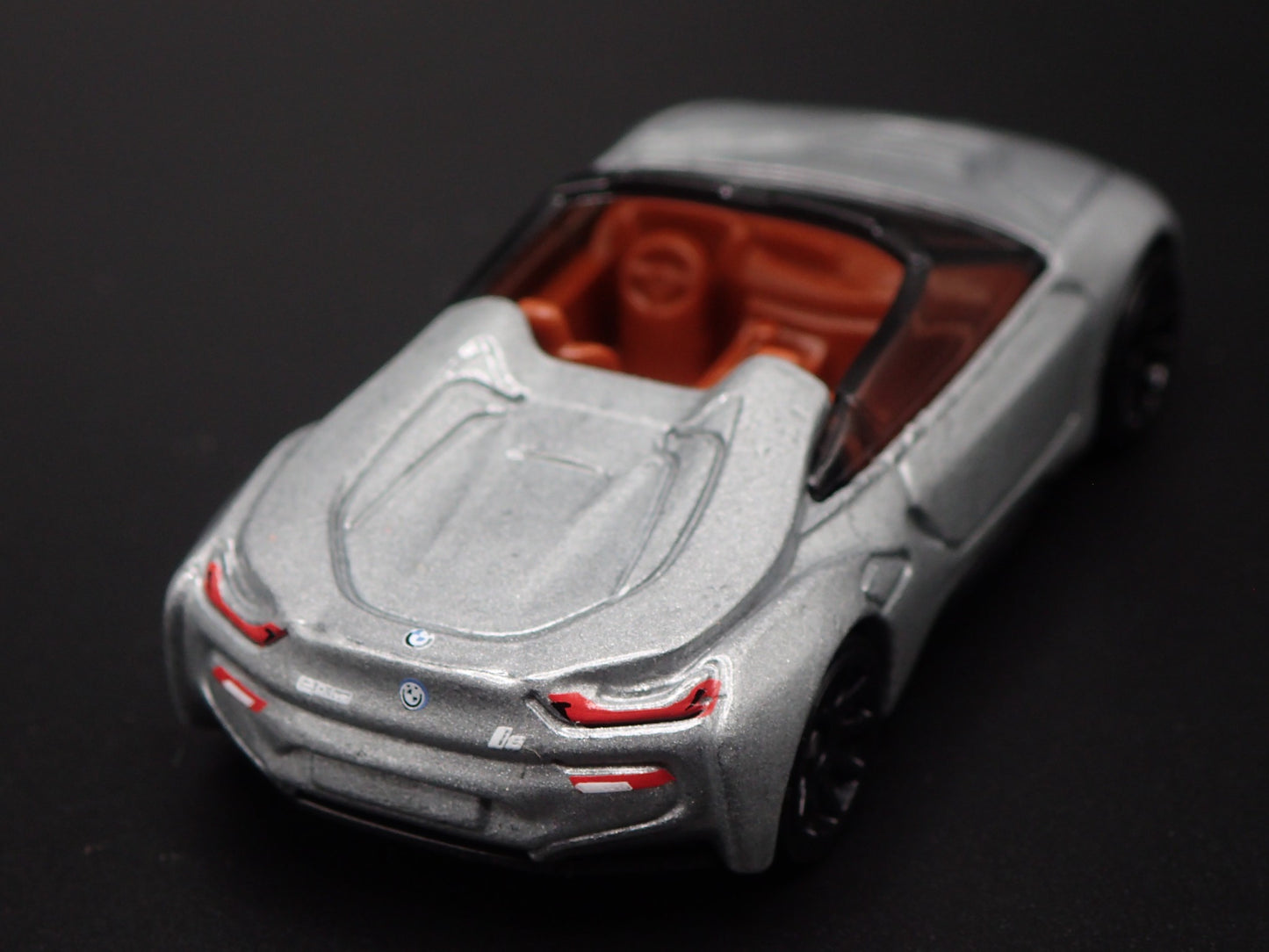 2018-2020 BMW i8 ROADSTER SILVER 1:64 SCALE COLLECTIBLE DIECAST MODEL CAR