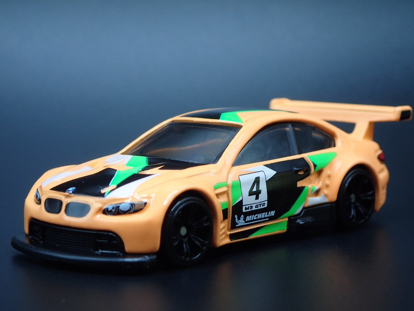 2007-2013 BMW M3 GT2 E92 ORANGE 1:64 SCALE COLLECTIBLE DIORAMA DIECAST MODEL CAR