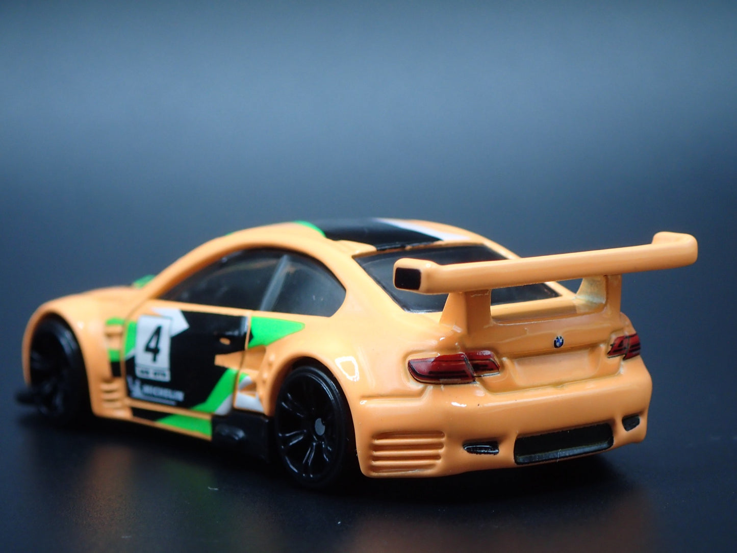 2007-2013 BMW M3 GT2 E92 ORANGE 1:64 SCALE COLLECTIBLE DIORAMA DIECAST MODEL CAR