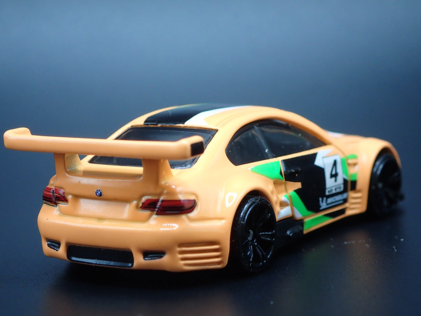 2007-2013 BMW M3 GT2 E92 ORANGE 1:64 SCALE COLLECTIBLE DIORAMA DIECAST MODEL CAR