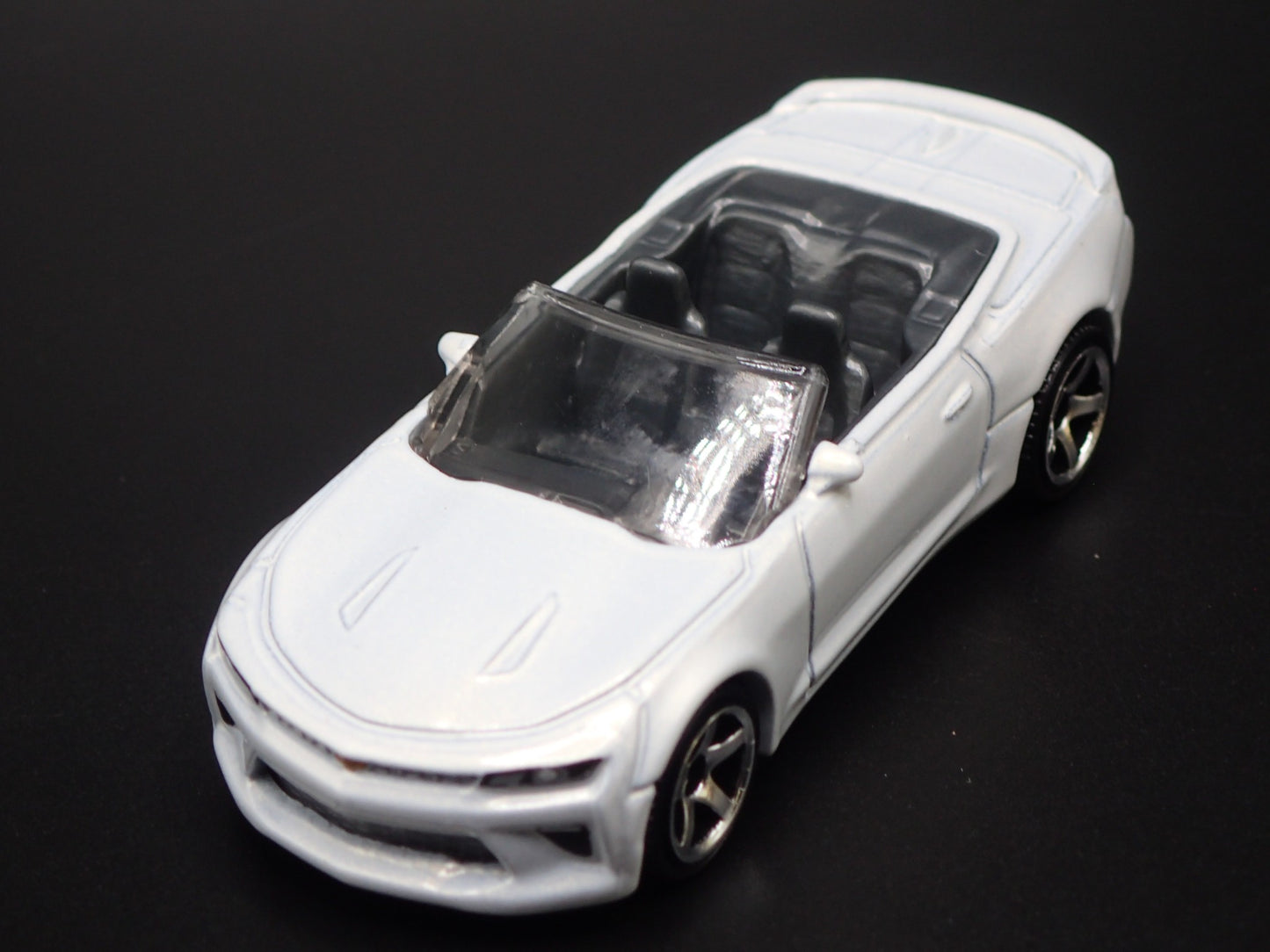 2016-2024 CHEVY CHEVROLET CAMARO CONVERTIBLE WHITE 1/64 SCALE DIECAST MODEL CAR