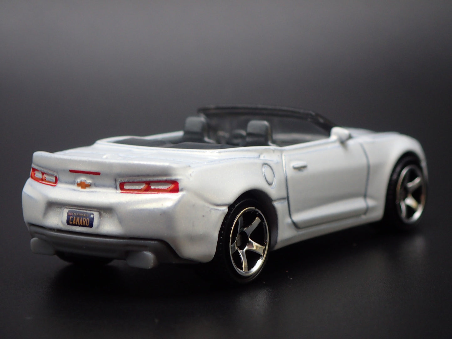 2016-2024 CHEVY CHEVROLET CAMARO CONVERTIBLE WHITE 1/64 SCALE DIECAST MODEL CAR