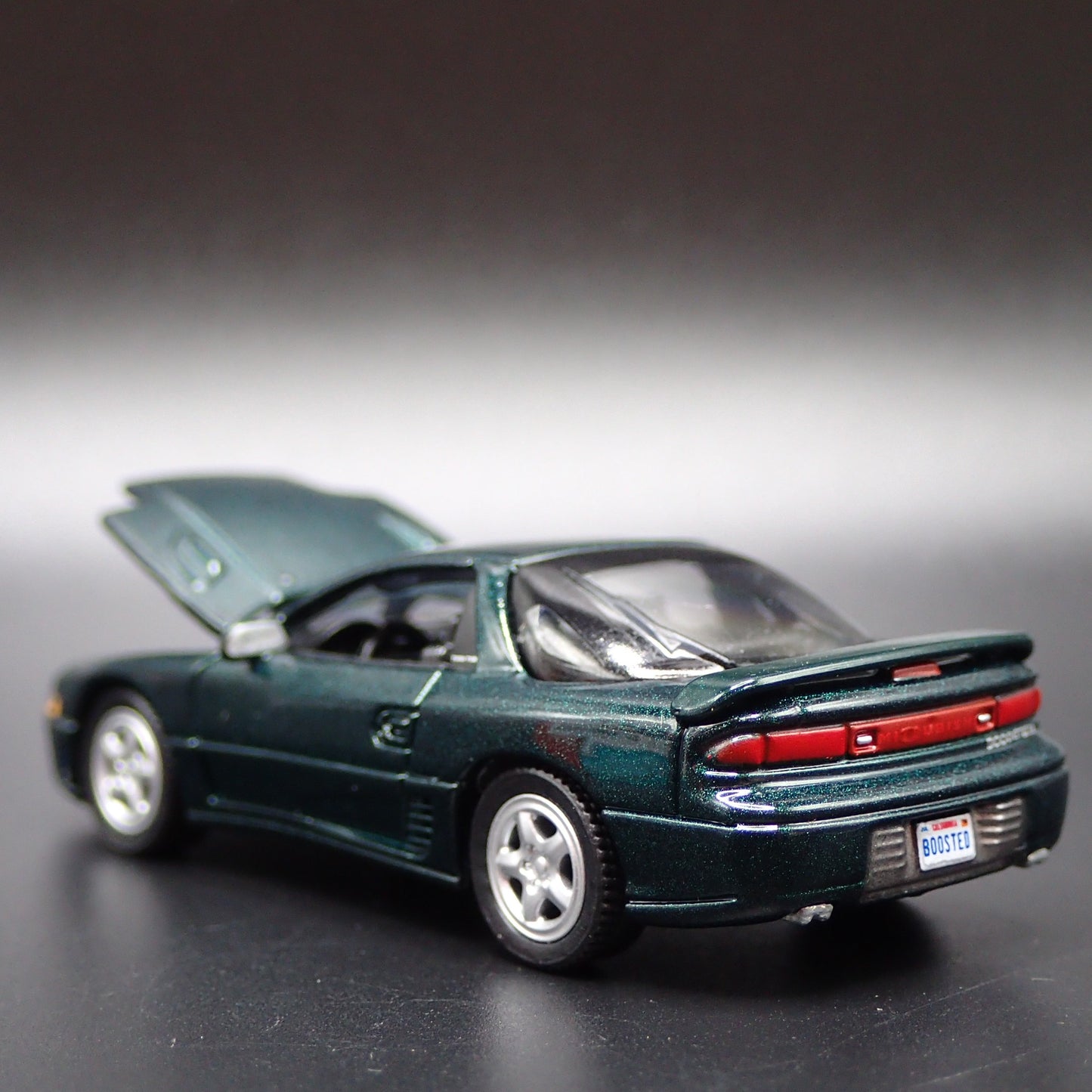 1990-2000 MITSUBISHI 3000GT VR4 1:64 SCALE COLLECTIBLE DIORAMA DIECAST MODEL CAR