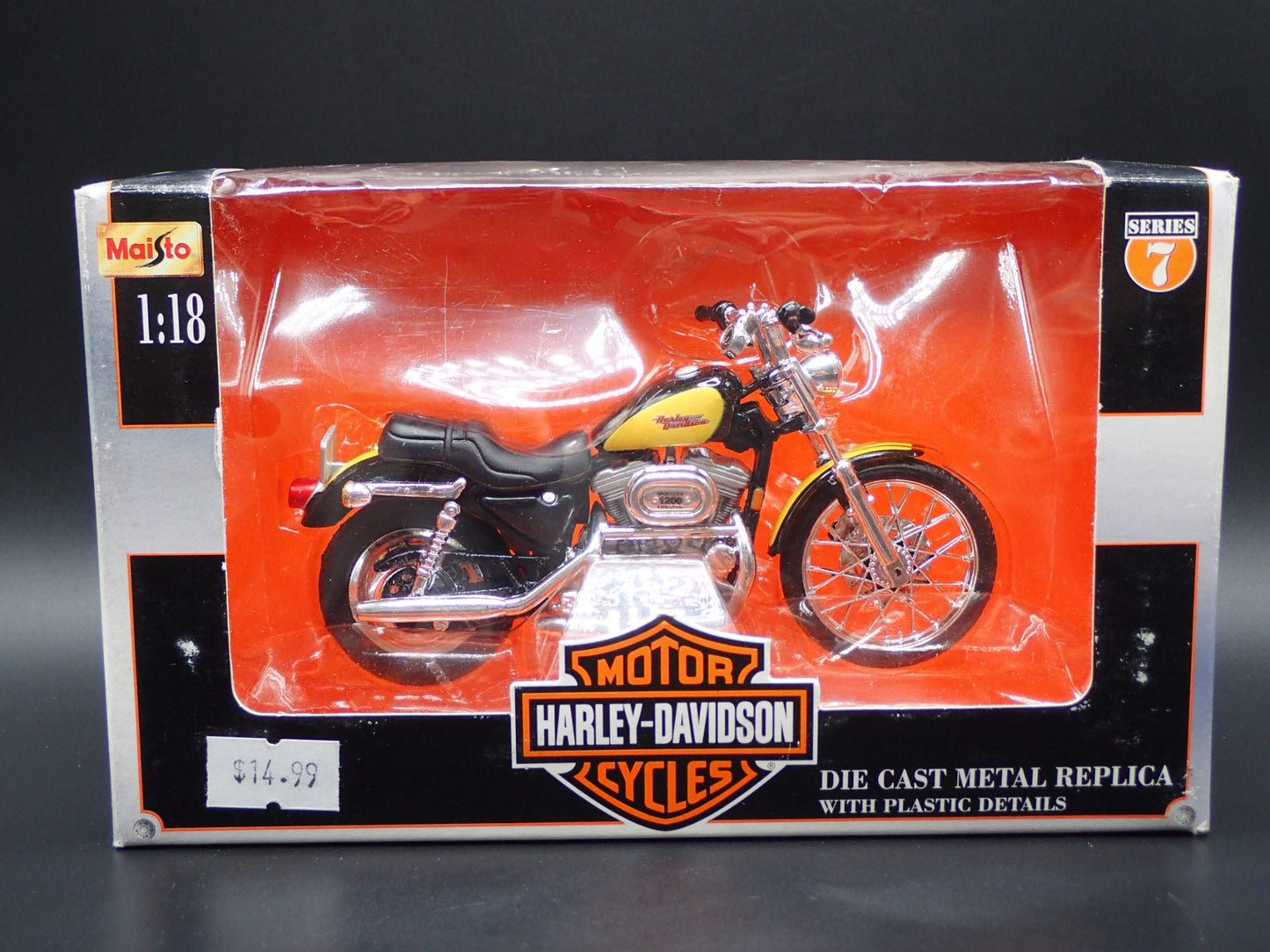 2000 XL 1200C SPORTSTER 1200 HARLEY DAVIDSON MOTORCYCLE 1:18 SCALE DIECAST MODEL