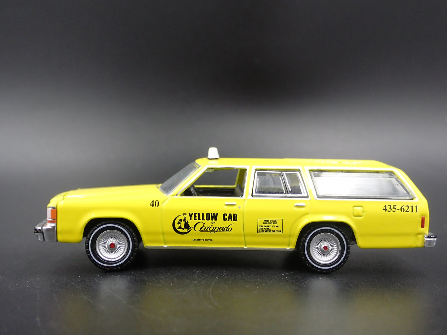 1988 FORD LTD CROWN VICTORIA WAGON CORONADO. CA TAXI CAB 1:64 DIECAST MODEL CAR