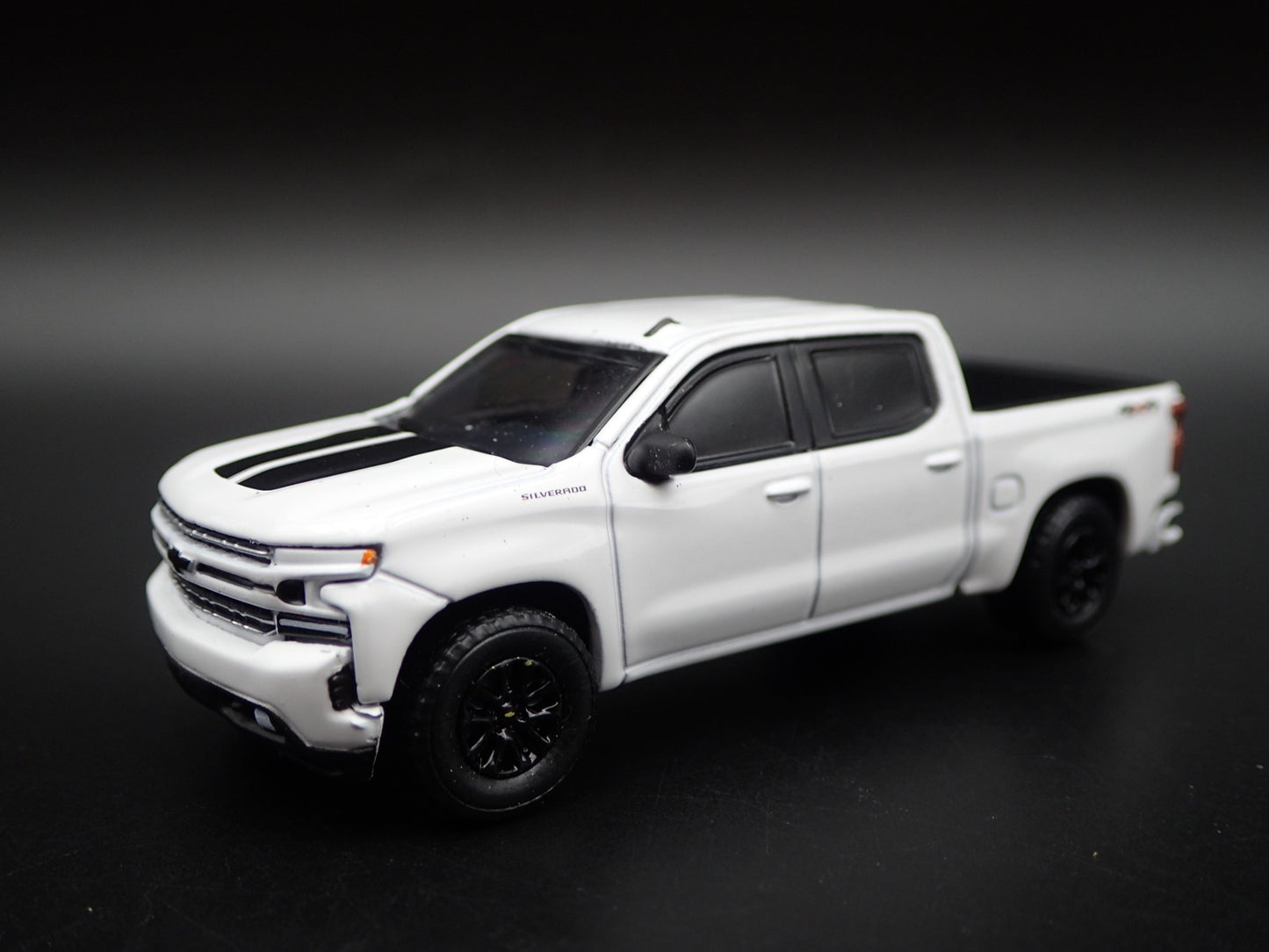 2019-2025 CHEVY SILVERADO TRUCK RST RALLY EDITION 1:64 SCALE DIECAST MODEL CAR