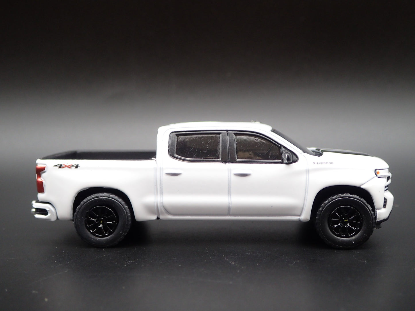 2019-2025 CHEVY SILVERADO TRUCK RST RALLY EDITION 1:64 SCALE DIECAST MODEL CAR