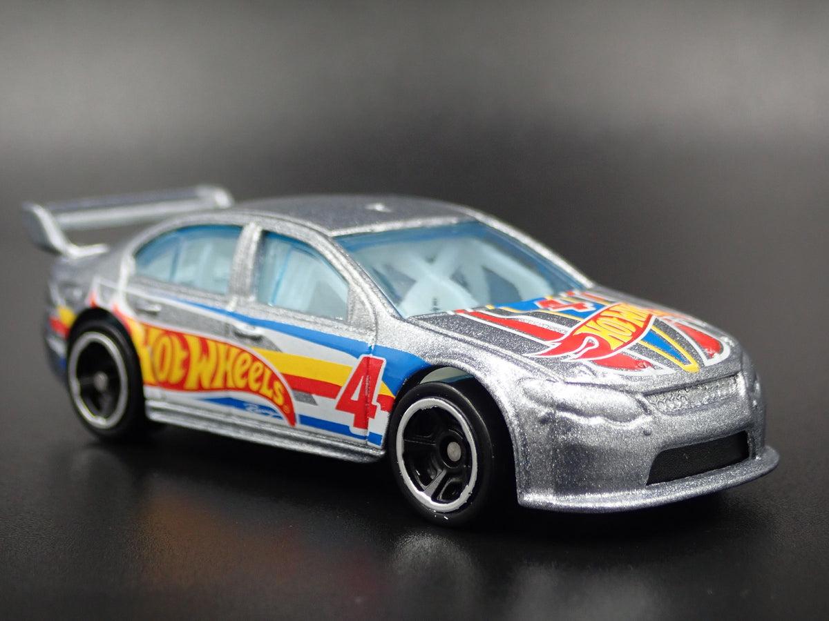 FORD FALCON RACE CAR HOT WHEELS 1:64 SCALE COLLECTIBLE DIORAMA DIECAST MODEL CAR-Burning Rubber Toy Company