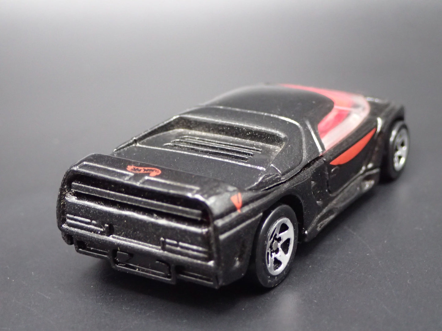 1989-1993 VECTOR W8 TWIN TURBO BLACK 1:64 SCALE DIORAMA DIECAST MODEL CAR