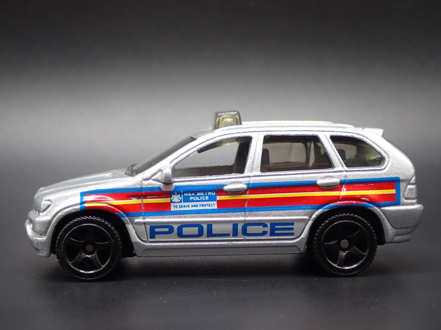 1999-2006 BMW X5 LUXURY SUV POLICE 1:64 SCALE COLLECTIBLE DIECAST MODEL CAR