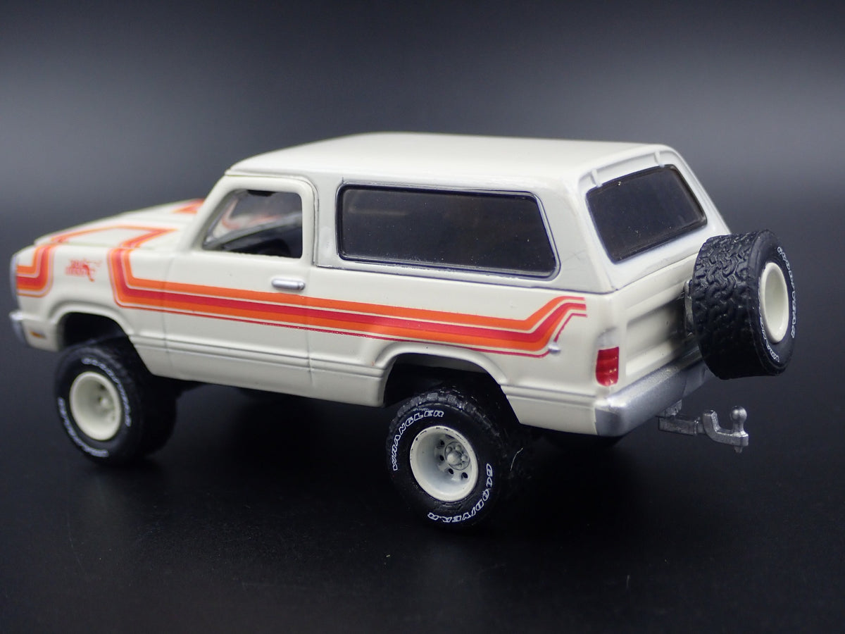 1978 78 DODGE RAMCHARGER W HITCH RARE 1/64 SCALE COLLECTIBLE DIECAST MODEL CAR-Burning Rubber Toy Company