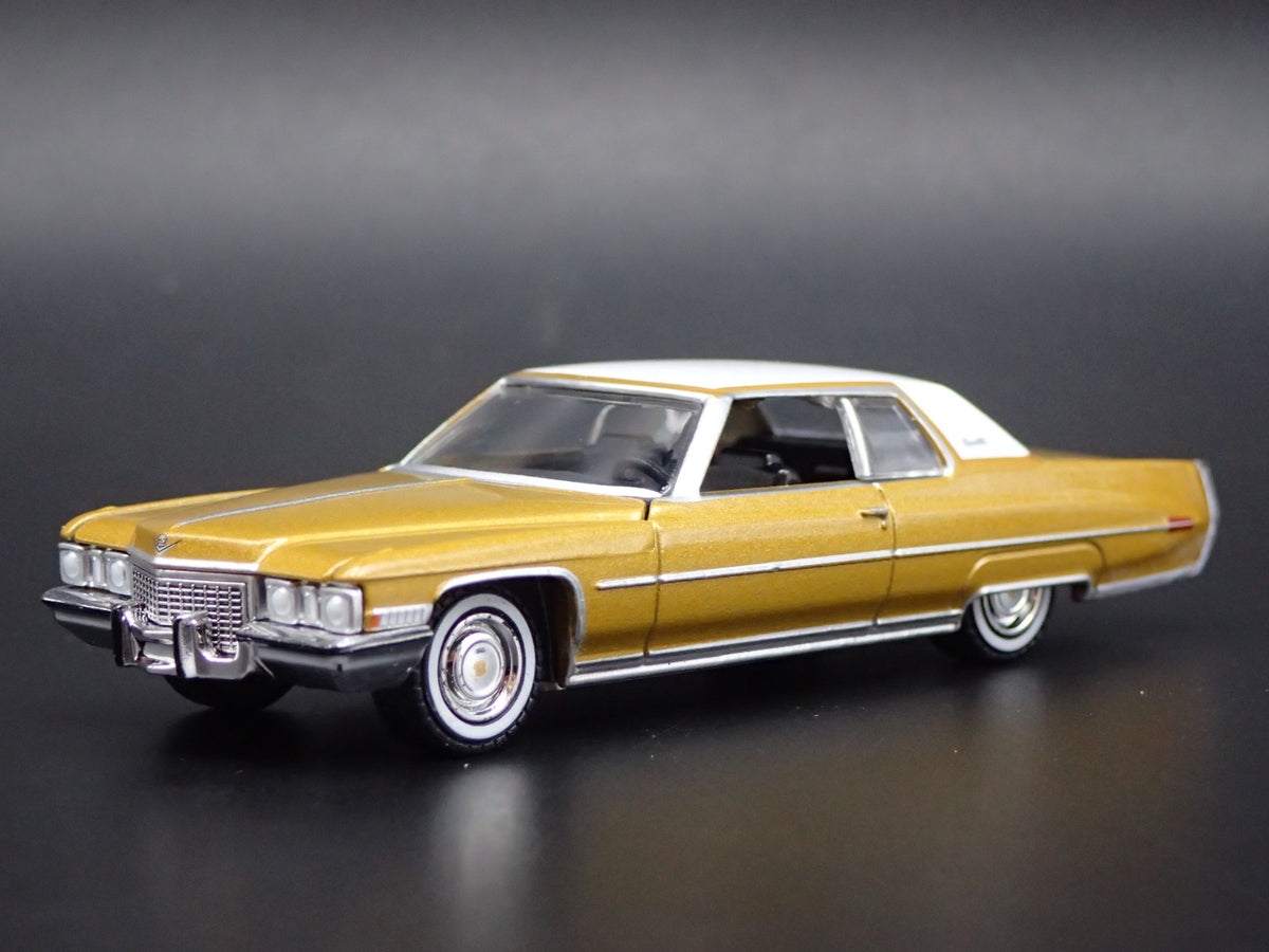 1972 72 CADILLAC CADDY COUPE DEVILLE RARE 1:64 SCALE DIORAMA DIECAST MODEL CAR-Burning Rubber Toy Company