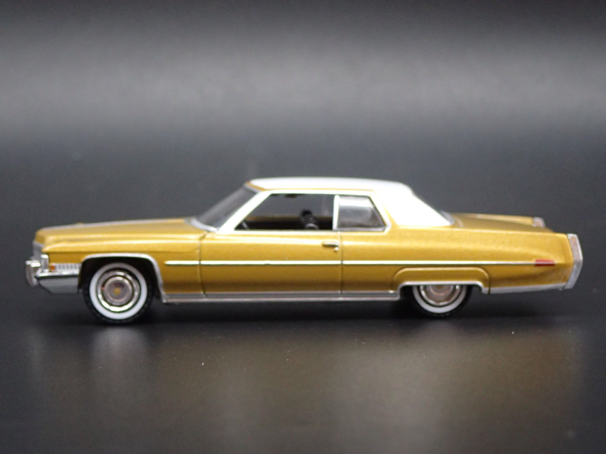 1972 72 CADILLAC CADDY COUPE DEVILLE RARE 1:64 SCALE DIORAMA DIECAST MODEL CAR-Burning Rubber Toy Company