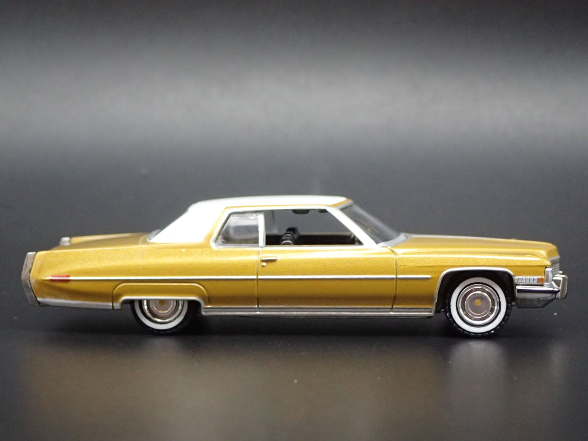 1972 72 CADILLAC CADDY COUPE DEVILLE RARE 1:64 SCALE DIORAMA DIECAST MODEL CAR-Burning Rubber Toy Company