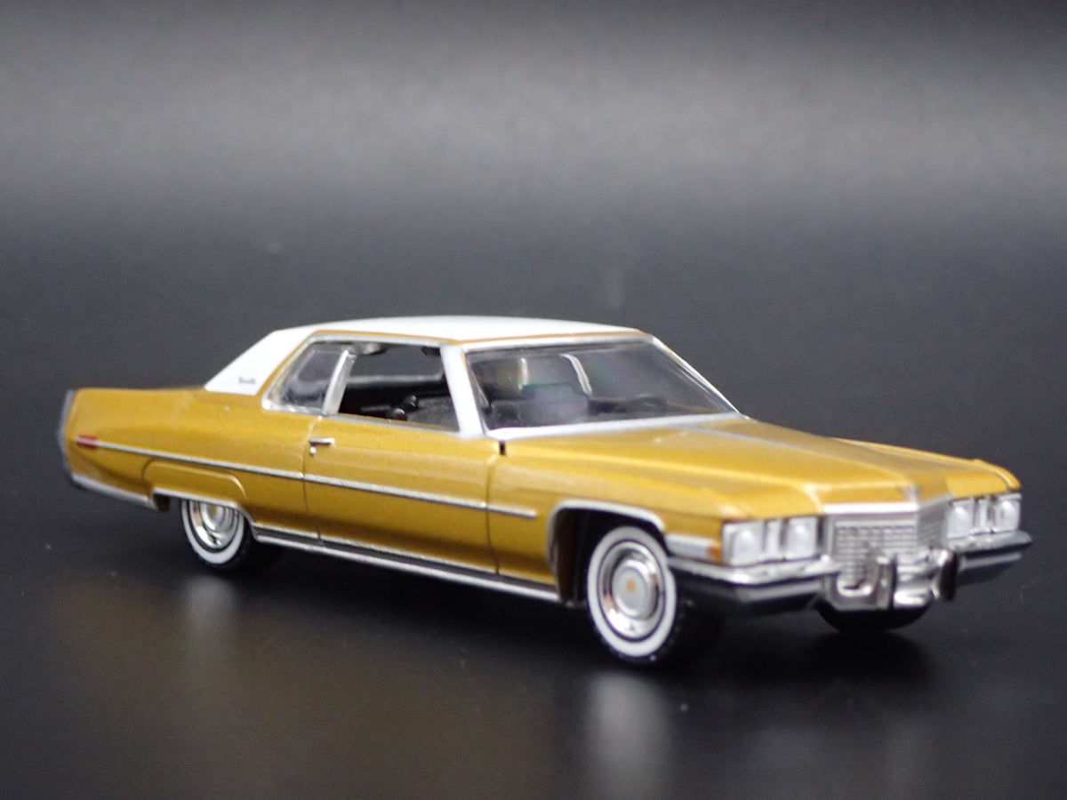 1972 72 CADILLAC CADDY COUPE DEVILLE RARE 1:64 SCALE DIORAMA DIECAST MODEL CAR-Burning Rubber Toy Company