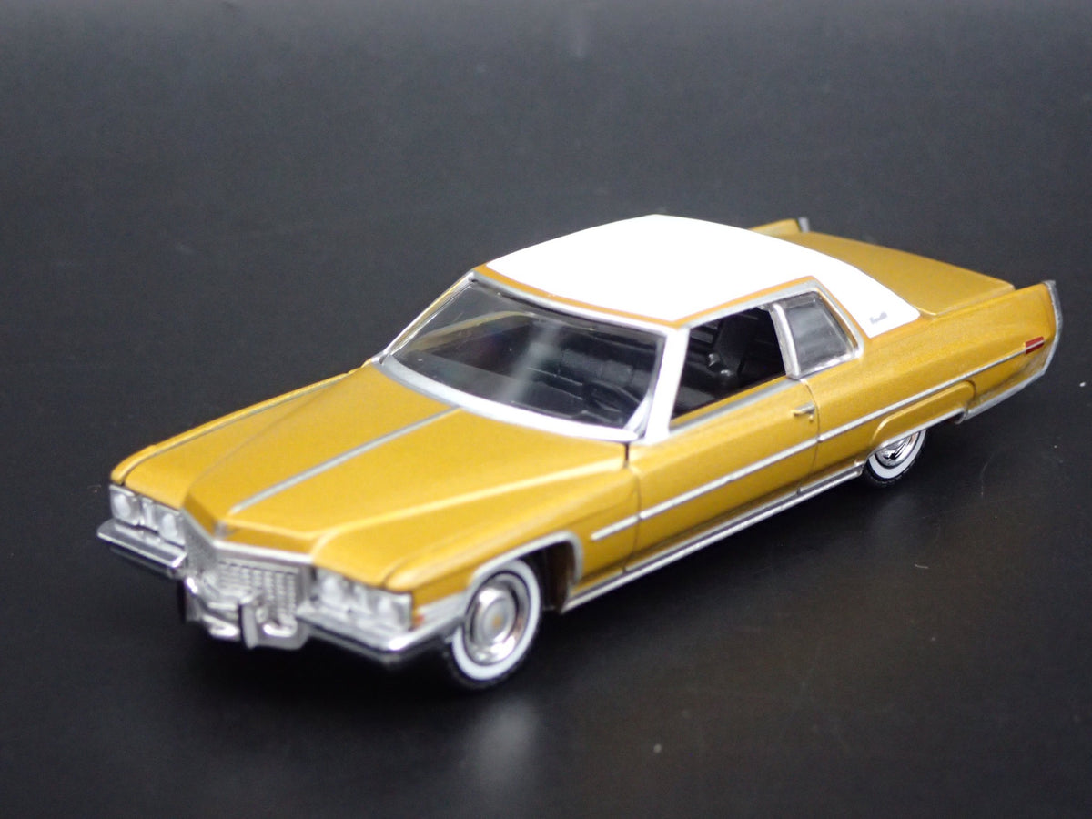 1972 72 CADILLAC CADDY COUPE DEVILLE RARE 1:64 SCALE DIORAMA DIECAST MODEL CAR-Burning Rubber Toy Company