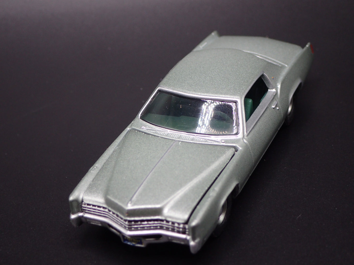 1967 67 CADILLAC CADDY ELDORADO 1:64 SCALE COLLECTIBLE DIORAMA DIECAST MODEL CAR