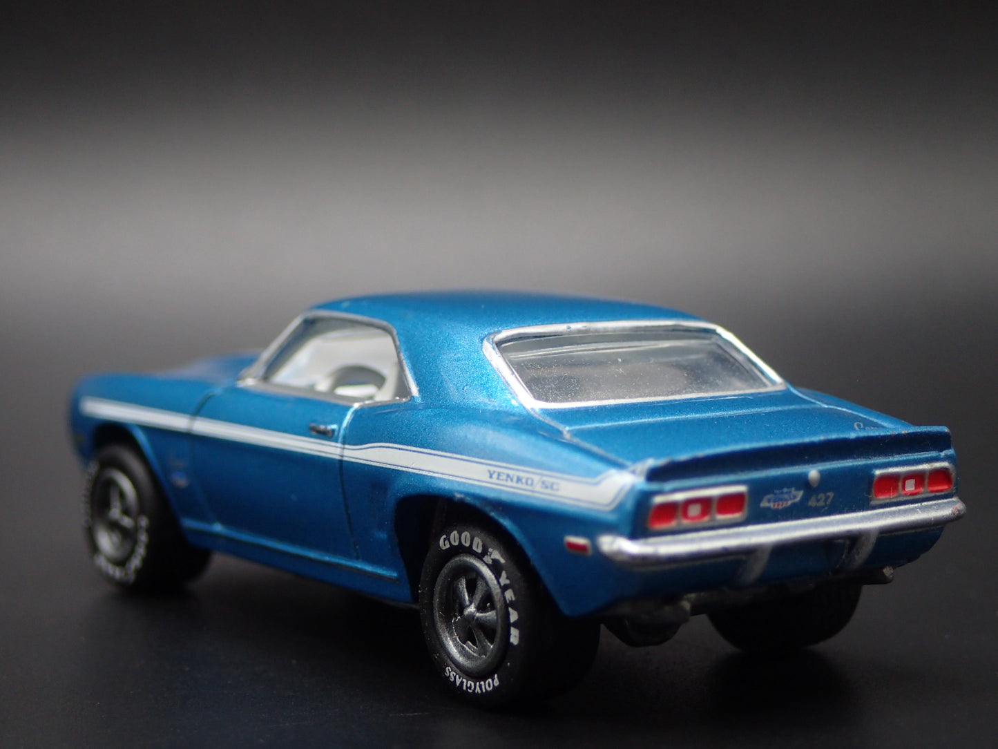 1969 69 CHEVY CHEVROLET CAMARO YENKO 1:64 SCALE DIORAMA DIECAST MODEL CAR