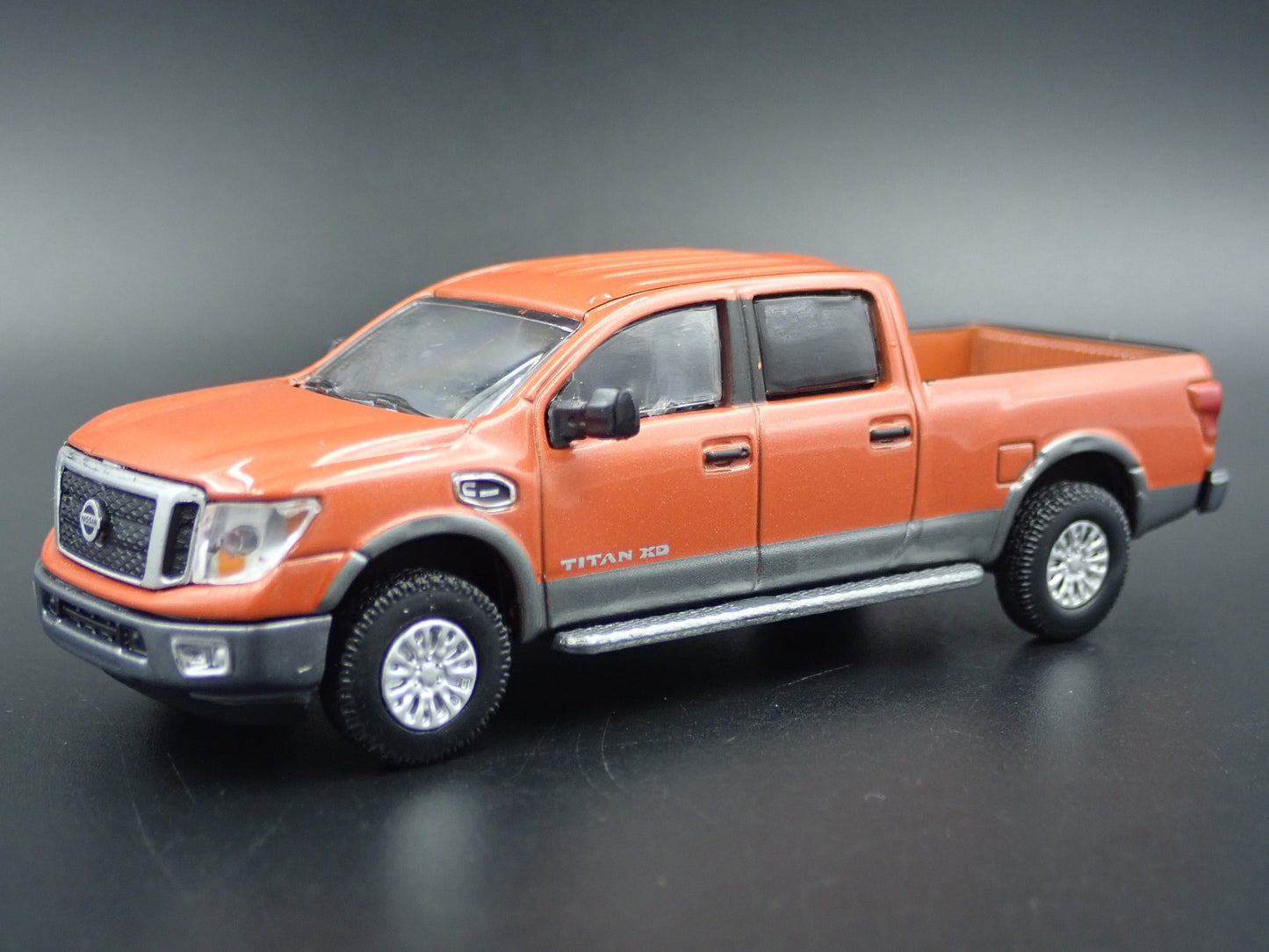 2016-2024 NISSAN TITAN XD PRO-4X PICKUP TRUCK HITCH 1:64 SCALE DIECAST MODEL CAR