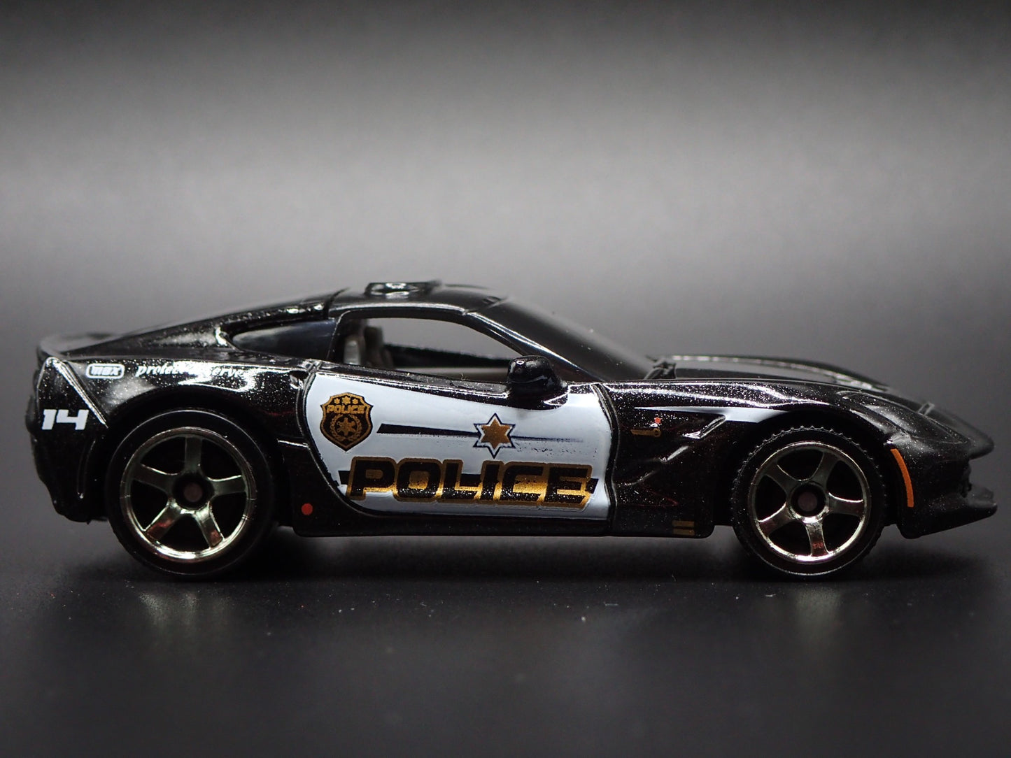 2014-2019 CHEVY CORVETTE STINGRAY C7 HIGHWAY PATROL 1:64 SCALE DIECAST MODEL CAR