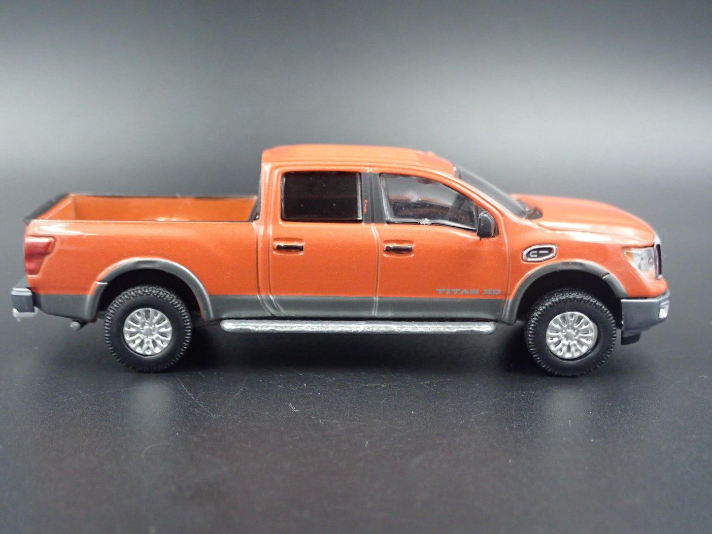 2016-2024 NISSAN TITAN XD PRO-4X PICKUP TRUCK HITCH 1:64 SCALE DIECAST MODEL CAR