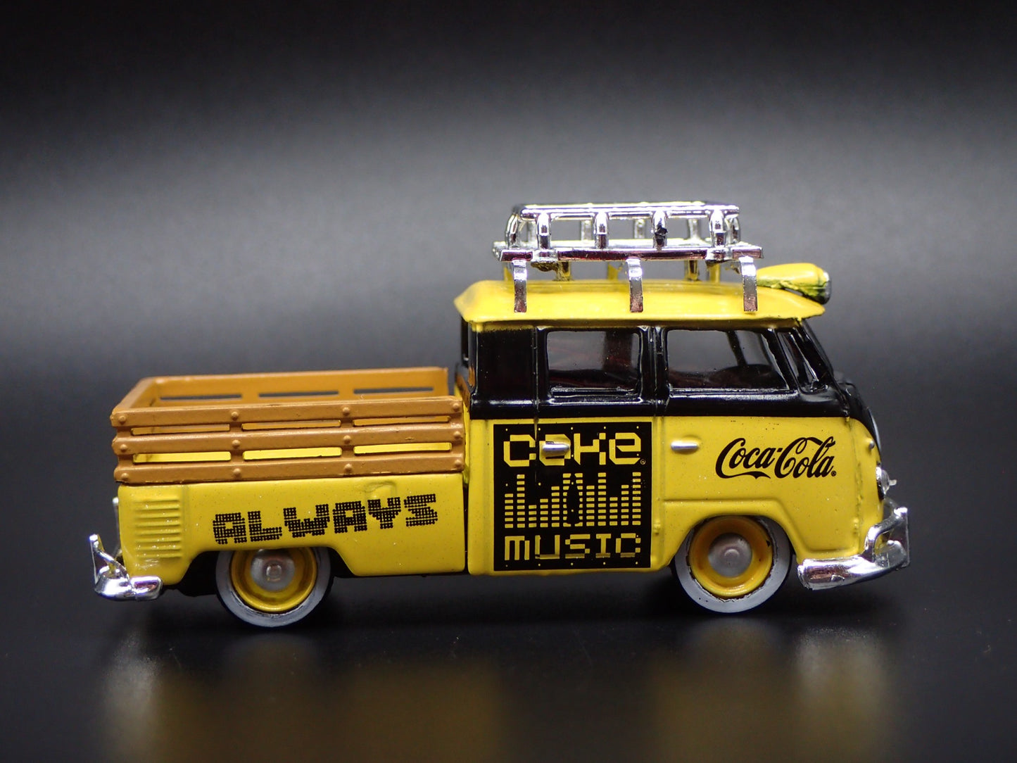 1950-1967 VW VOLKSWAGEN DOUBLE CAB PICKUP TRUCK 1:64 SCALE DIECAST MODEL CAR