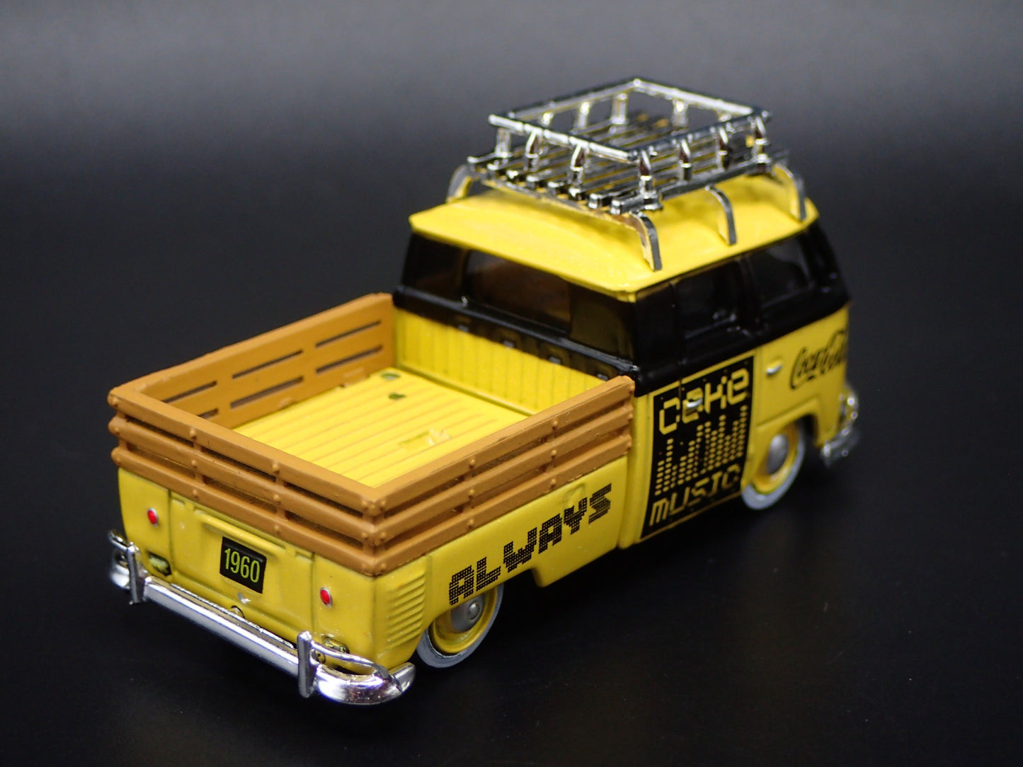 1950-1967 VW VOLKSWAGEN DOUBLE CAB PICKUP TRUCK 1:64 SCALE DIECAST MODEL CAR