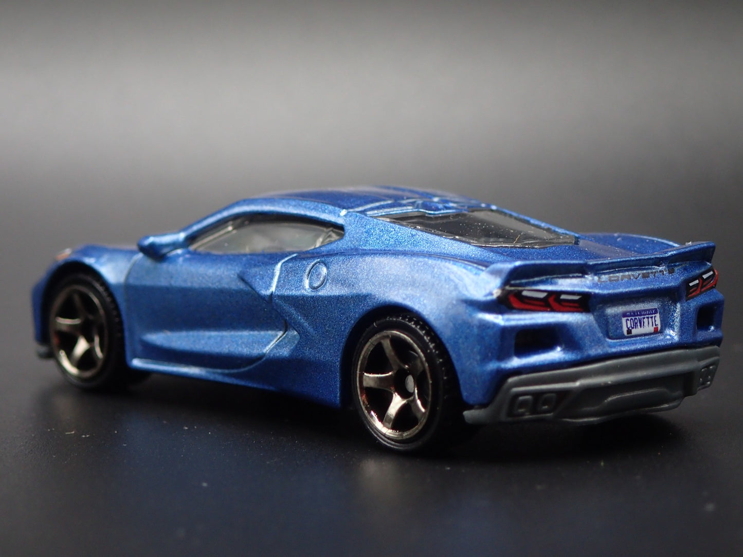 2020-2025 CHEVY CHEVROLET CORVETTE C8 BLUE 1:64 SCALE DIORAMA DIECAST MODEL CAR