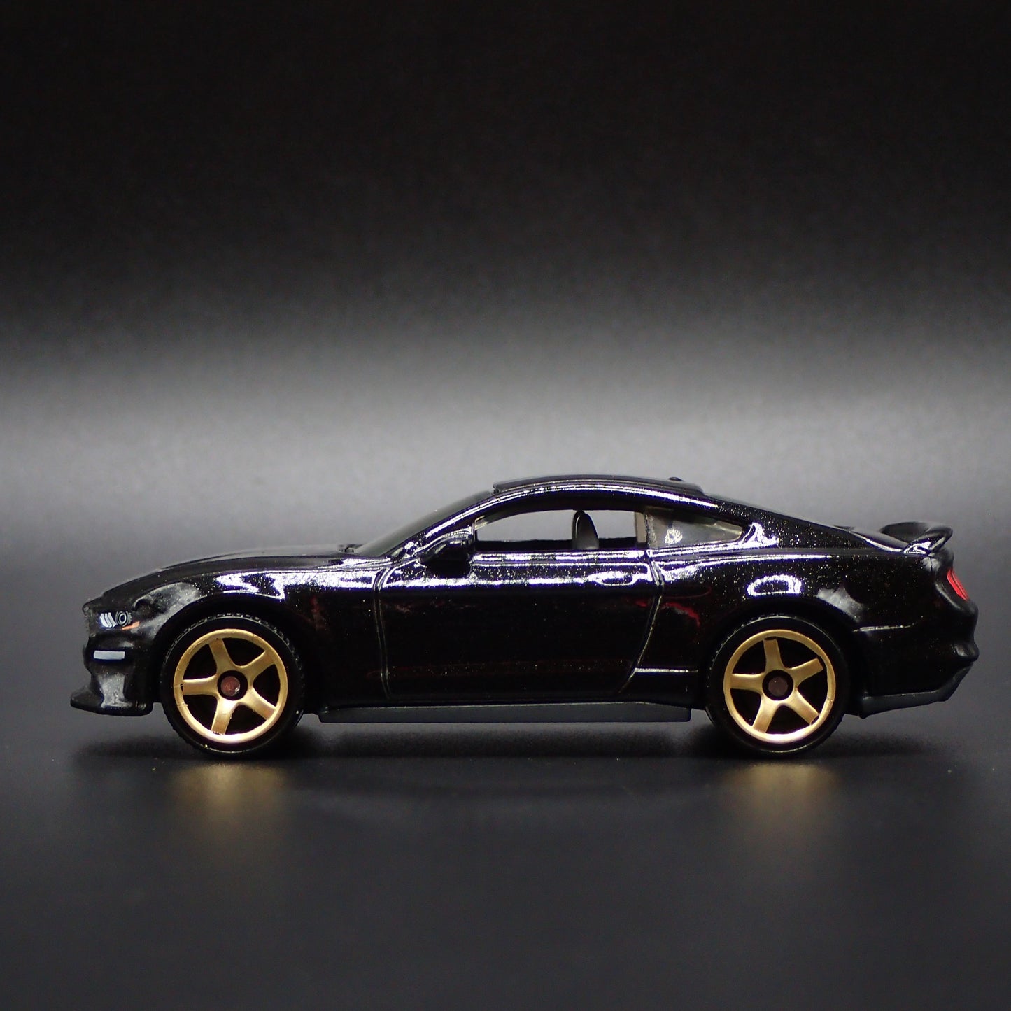 2015-2023 FORD MUSTANG COUPE BLACK 1/64 SCALE COLLECTIBLE DIECAST MODEL CAR