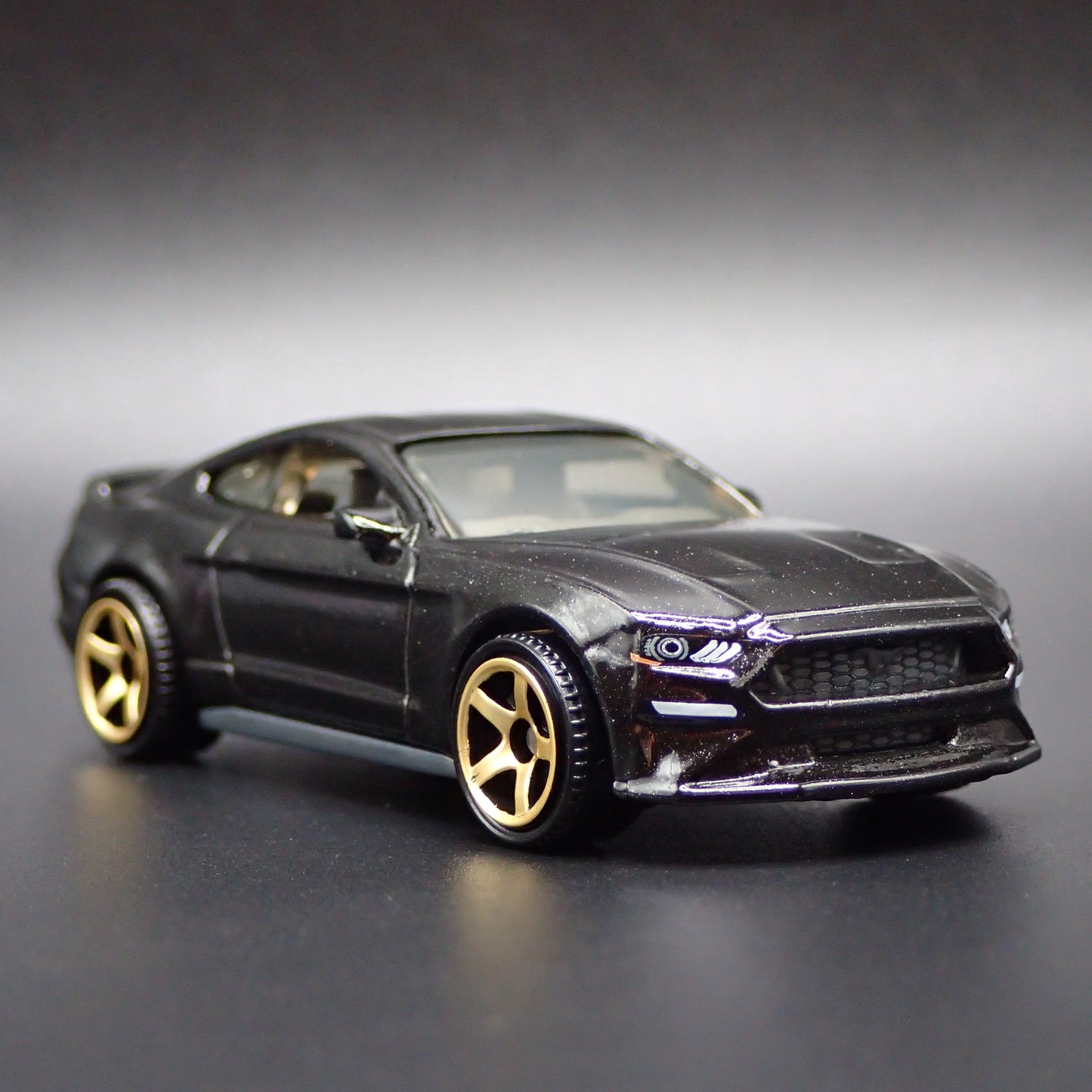2015-2023 FORD MUSTANG COUPE BLACK 1/64 SCALE COLLECTIBLE DIECAST MODEL CAR