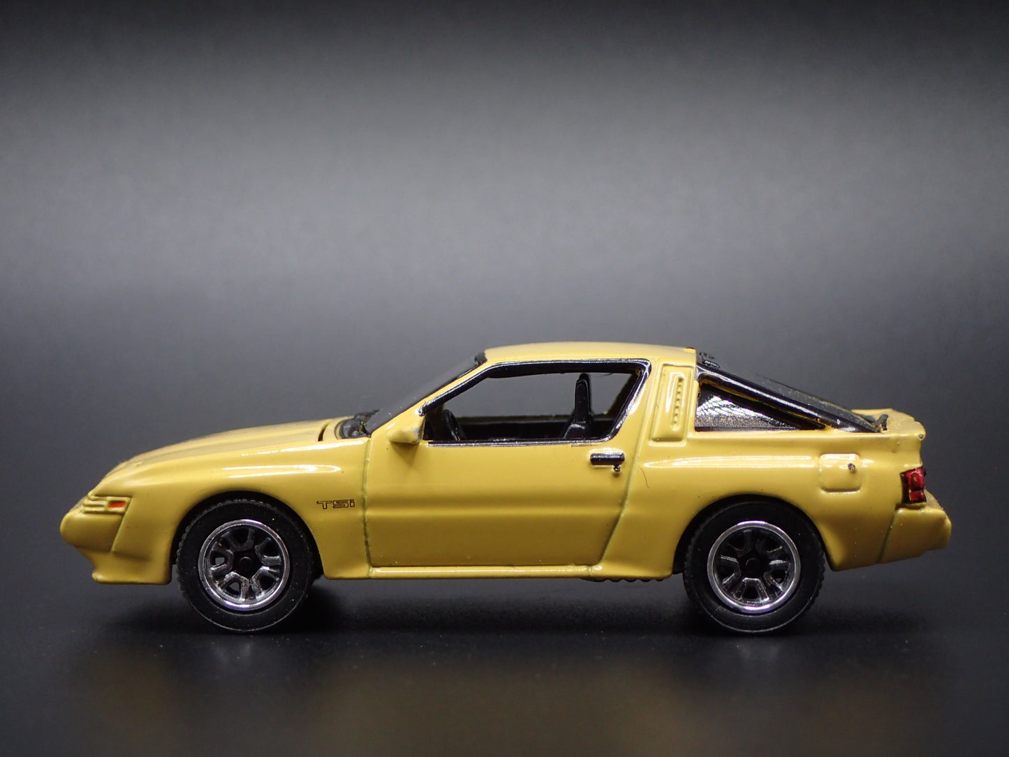 1983-1989 CHRYSLER CONQUEST TSI 1:64 SCALE COLLECTIBLE DIORAMA DIECAST MODEL CAR