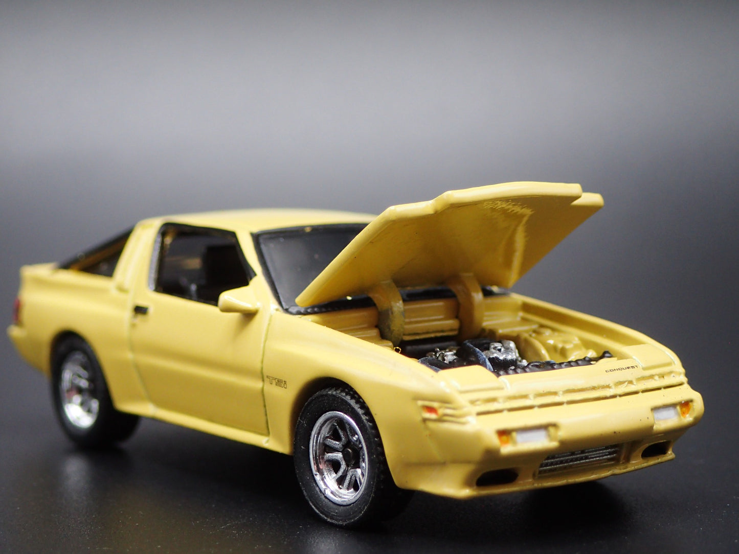 1983-1989 CHRYSLER CONQUEST TSI 1:64 SCALE COLLECTIBLE DIORAMA DIECAST MODEL CAR