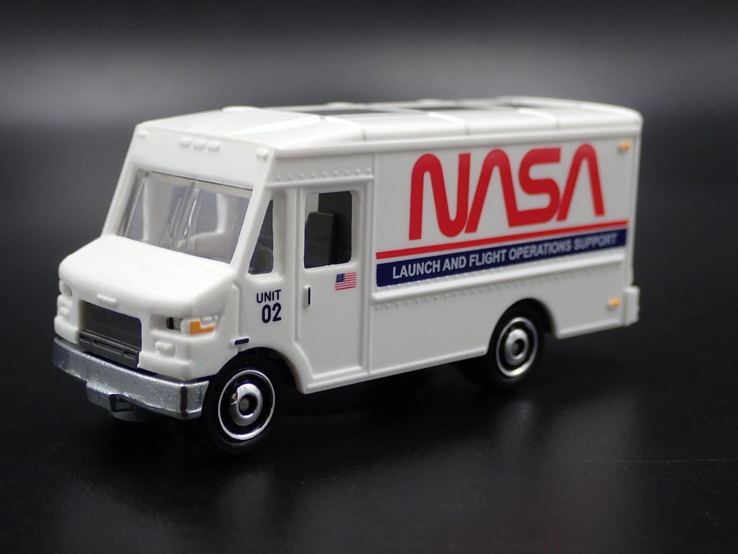 STEP VAN BOX NASA LAUNCH & OPERATIONS RARE 1:64 MB SCALE DIECAST MODEL CAR