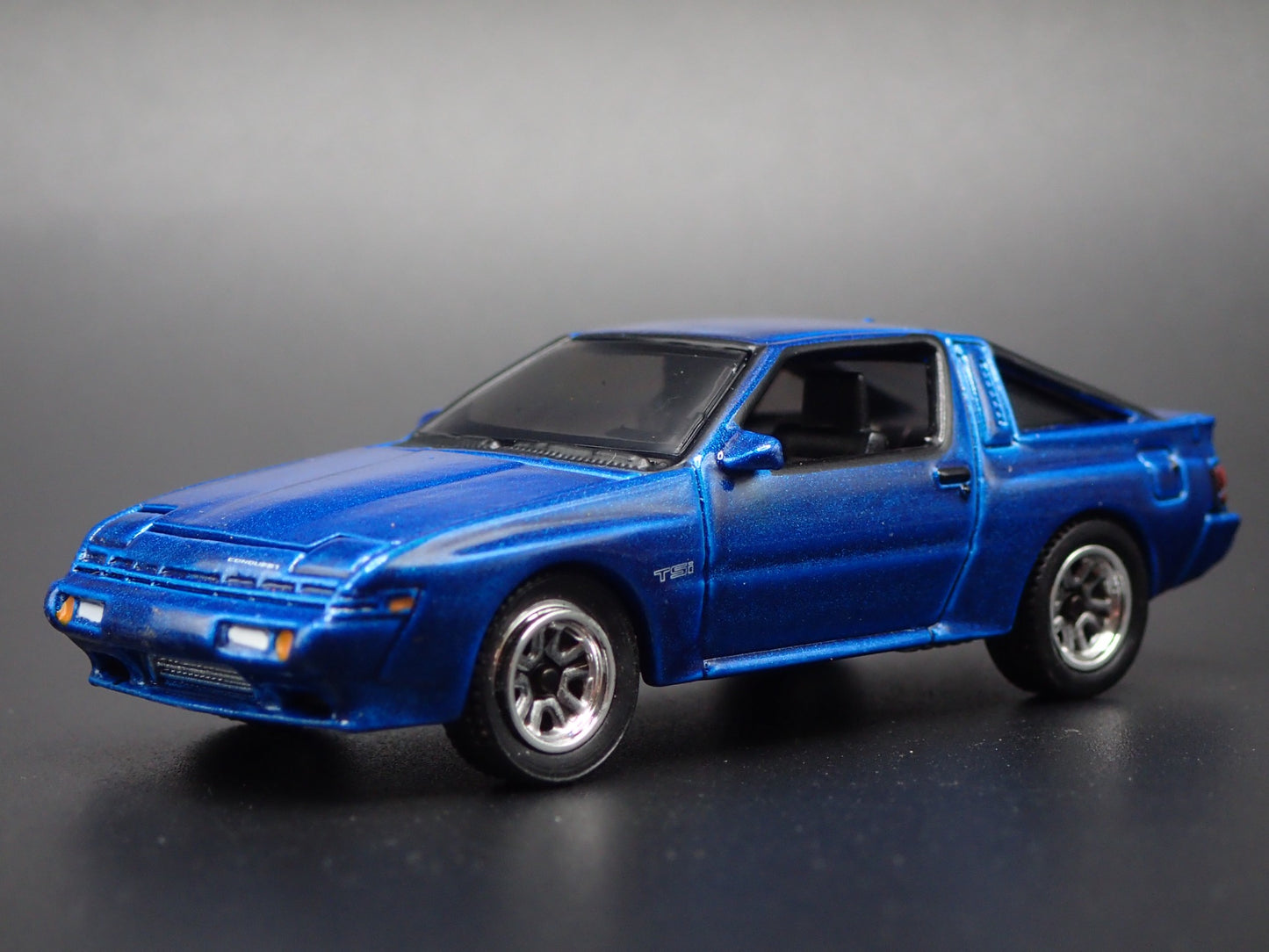 1983-1989 CHRYSLER CONQUEST TSI 1:64 SCALE COLLECTIBLE DIORAMA DIECAST MODEL CAR