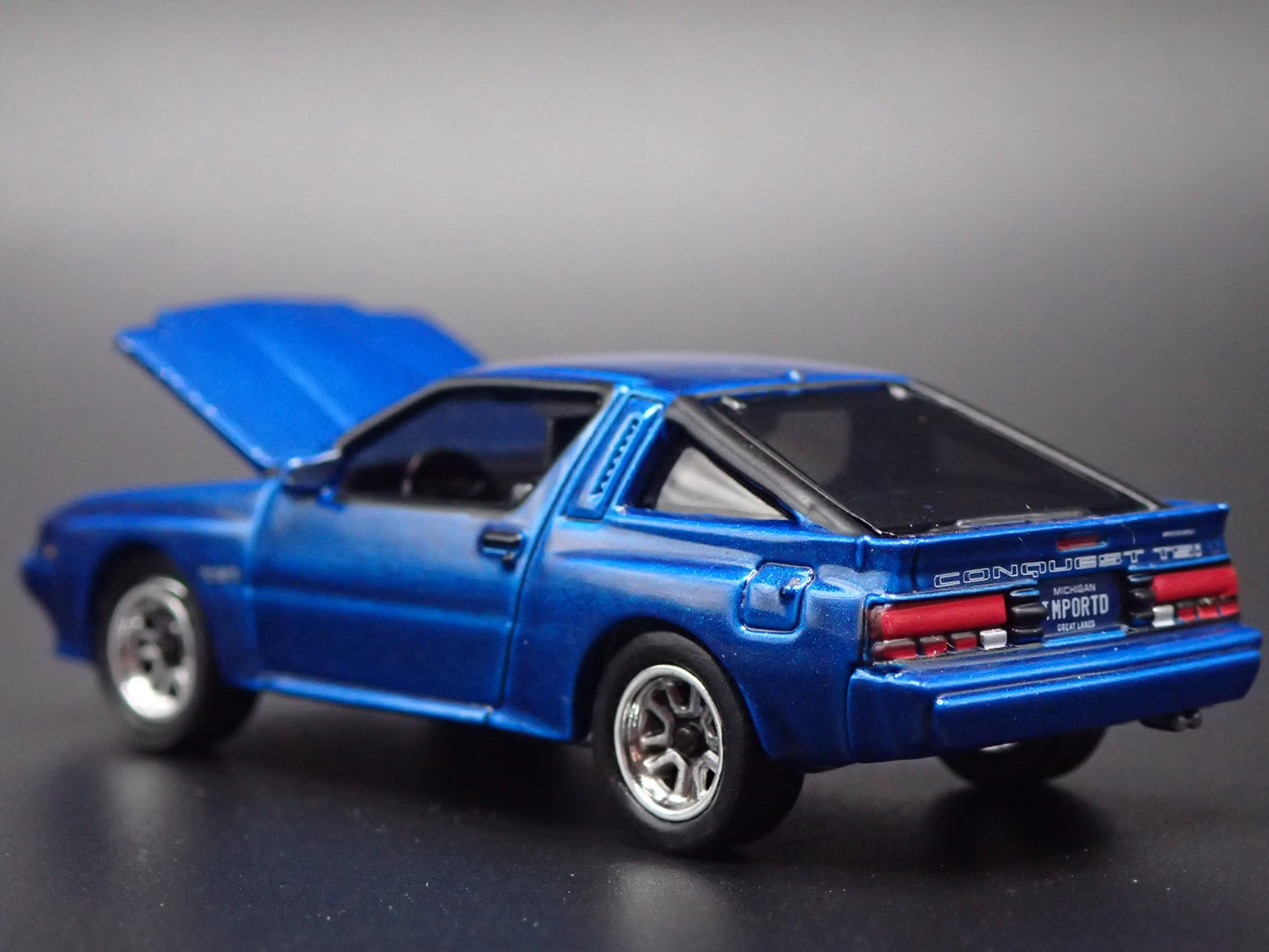 1983-1989 CHRYSLER CONQUEST TSI 1:64 SCALE COLLECTIBLE DIORAMA DIECAST MODEL CAR