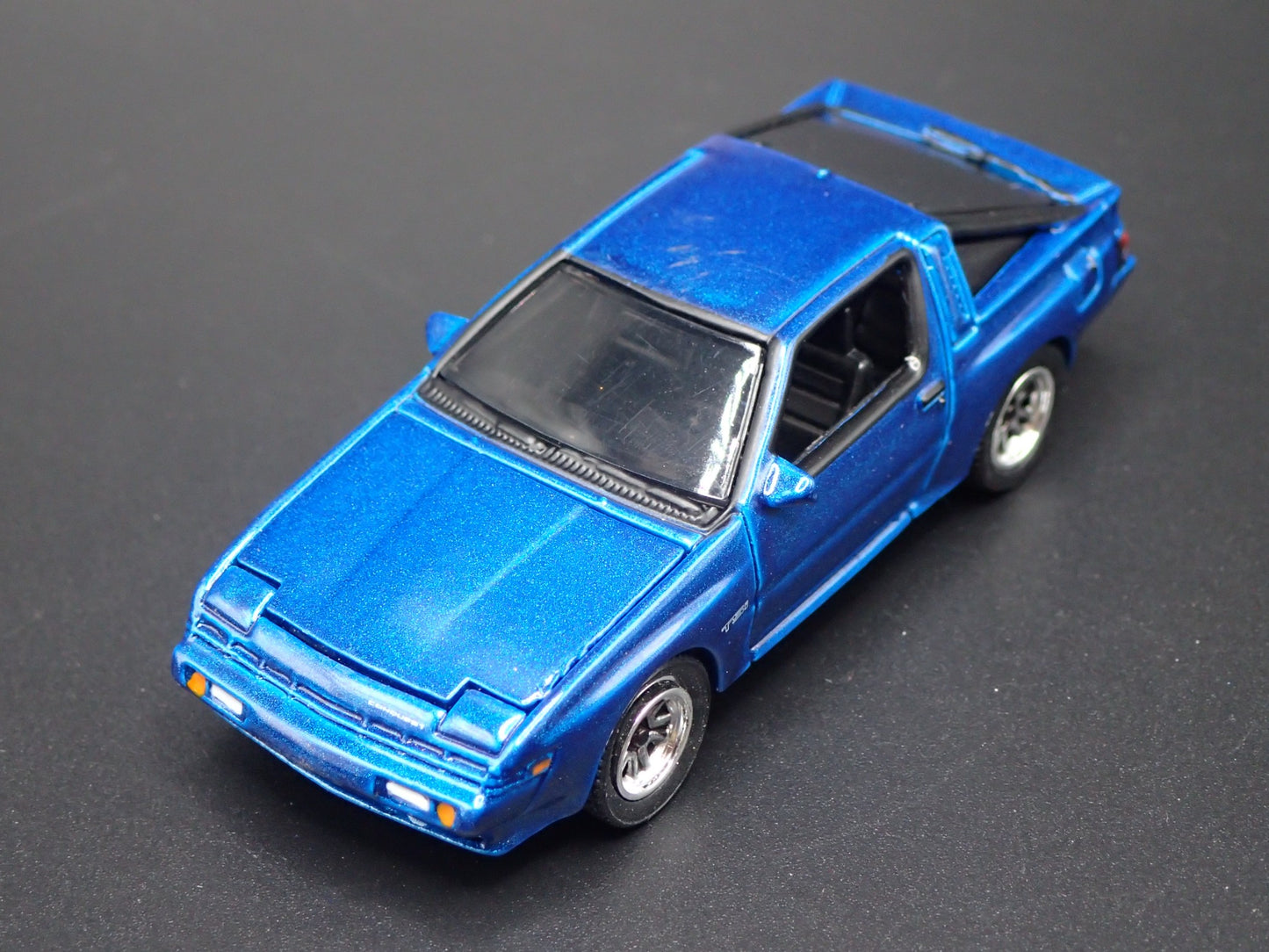 1983-1989 CHRYSLER CONQUEST TSI 1:64 SCALE COLLECTIBLE DIORAMA DIECAST MODEL CAR