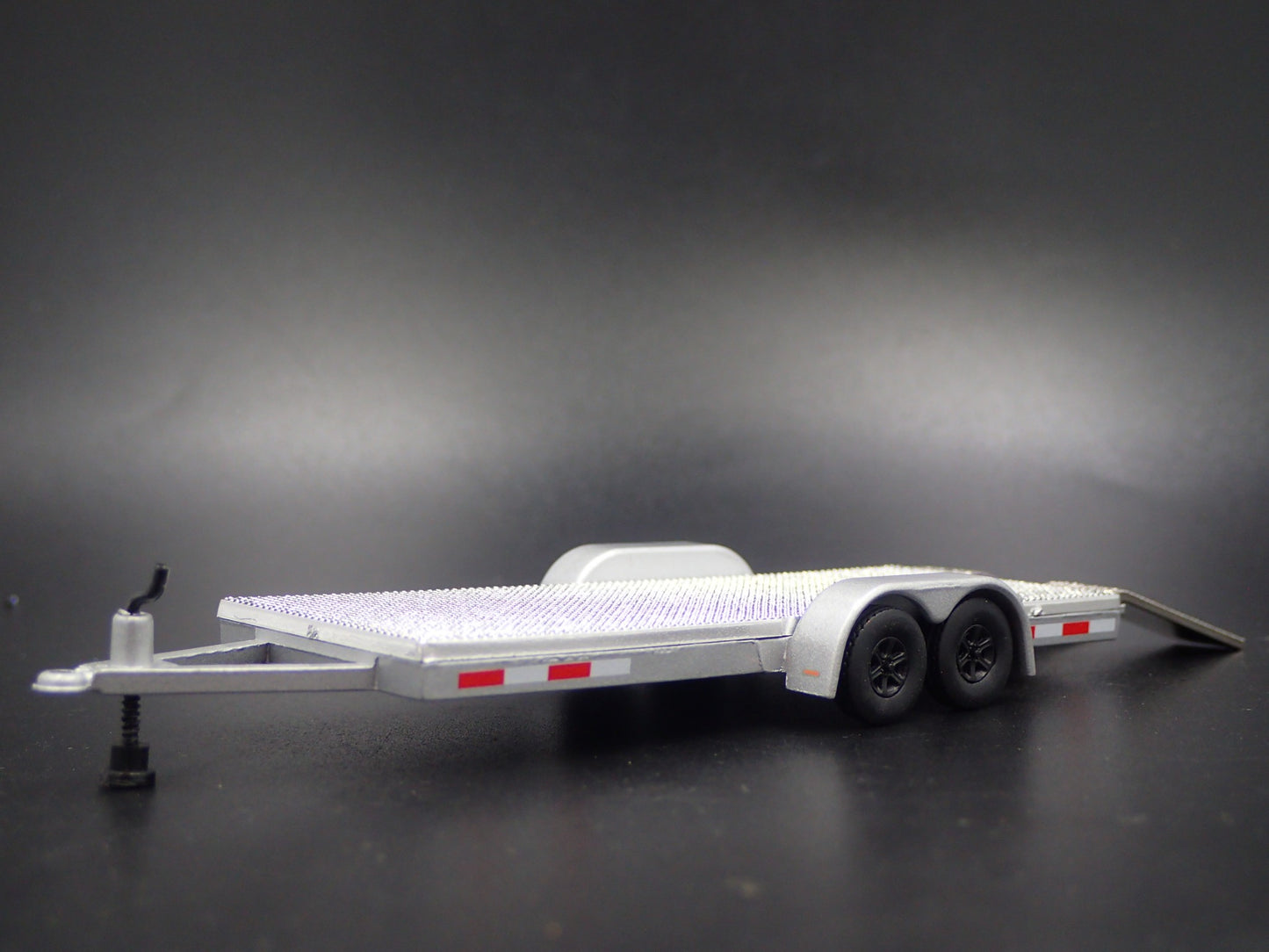 FLATBED CAR HAULER TRAILER w LOADING RAMPS RARE 1:64 SCALE DIORAMA DIECAST MODEL