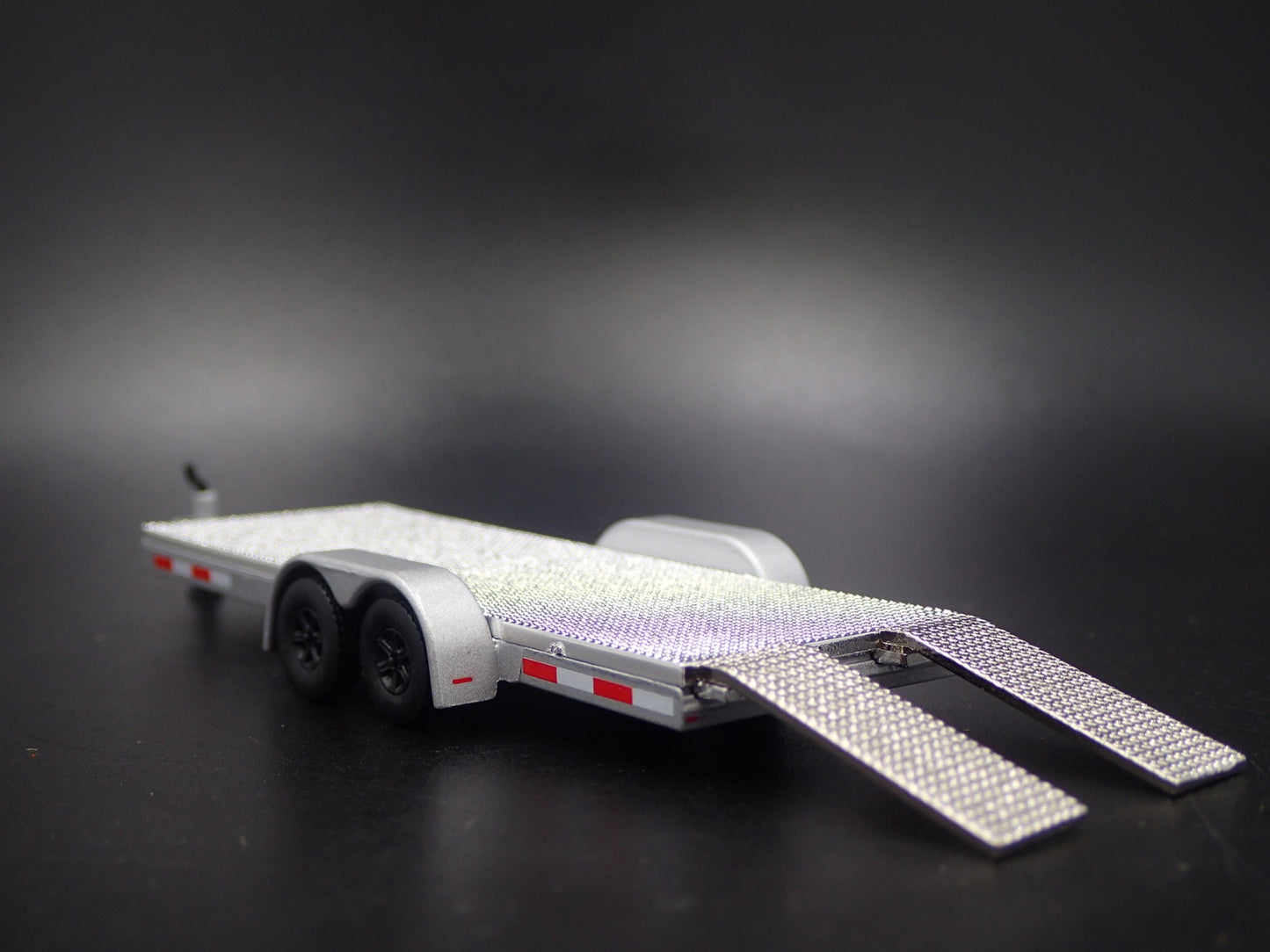 FLATBED CAR HAULER TRAILER w LOADING RAMPS RARE 1:64 SCALE DIORAMA DIECAST MODEL